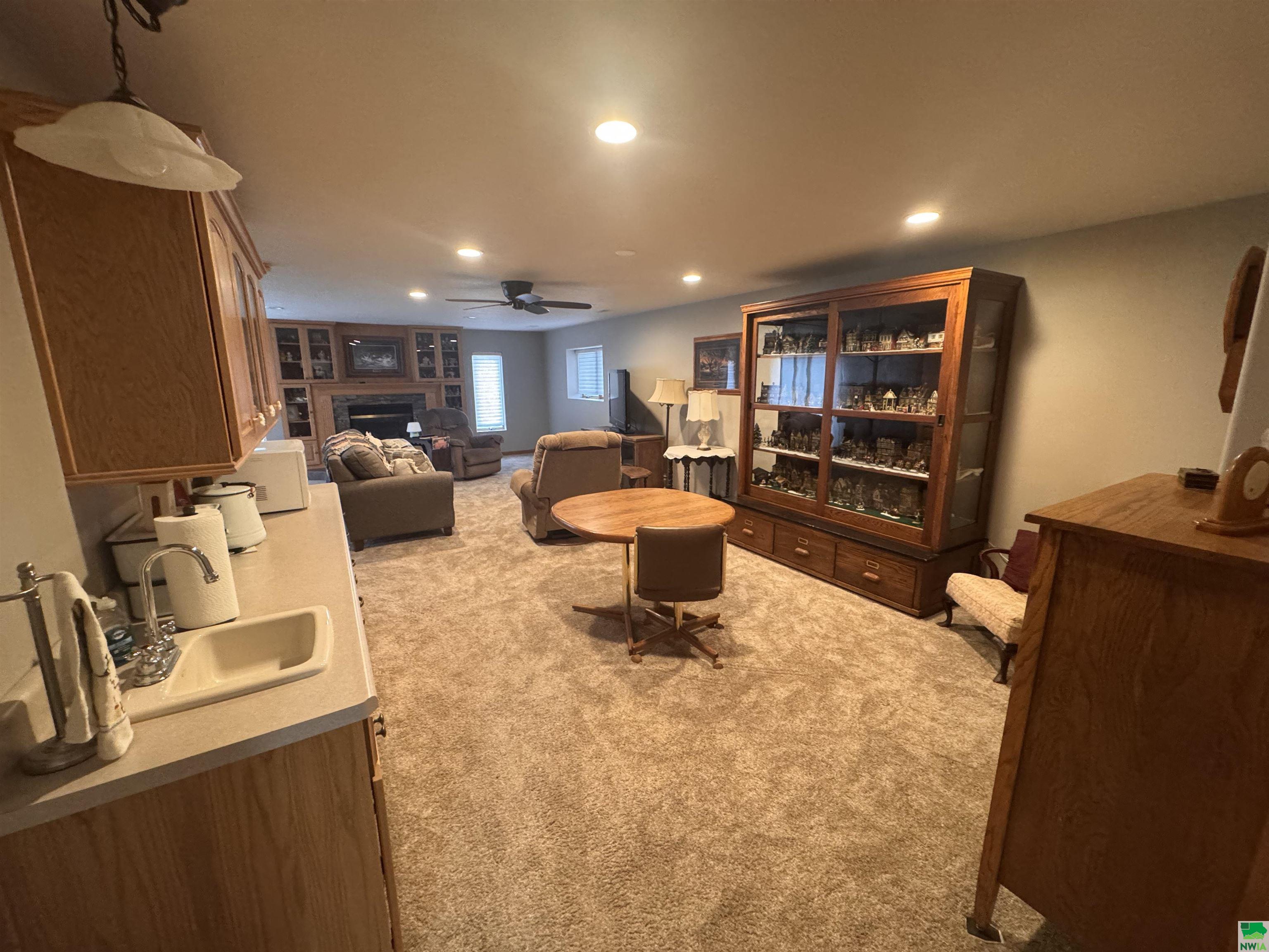 MLS #828415