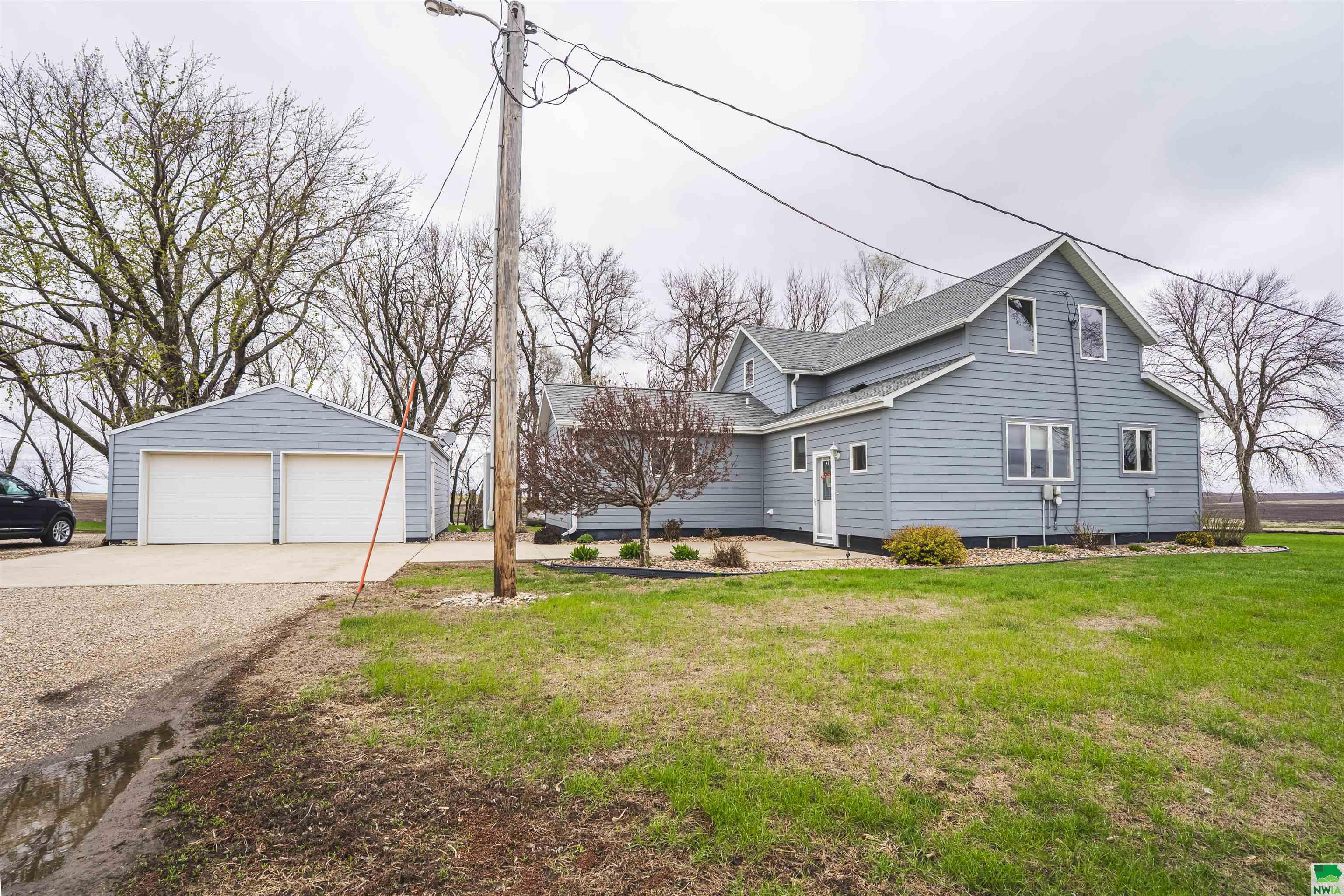 17859 Sunset Ave, Remsen, IA 51050 