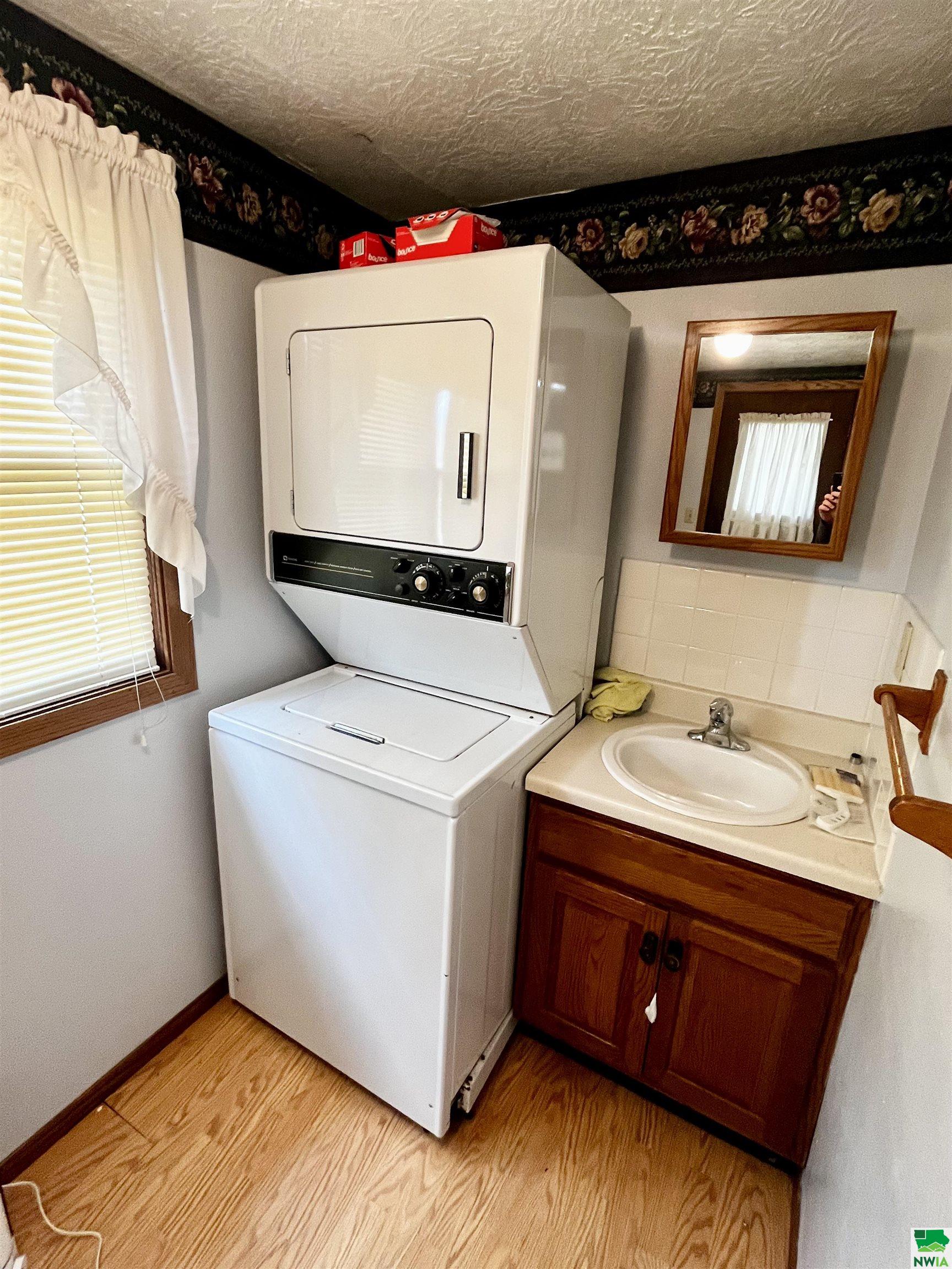 MLS #828424
