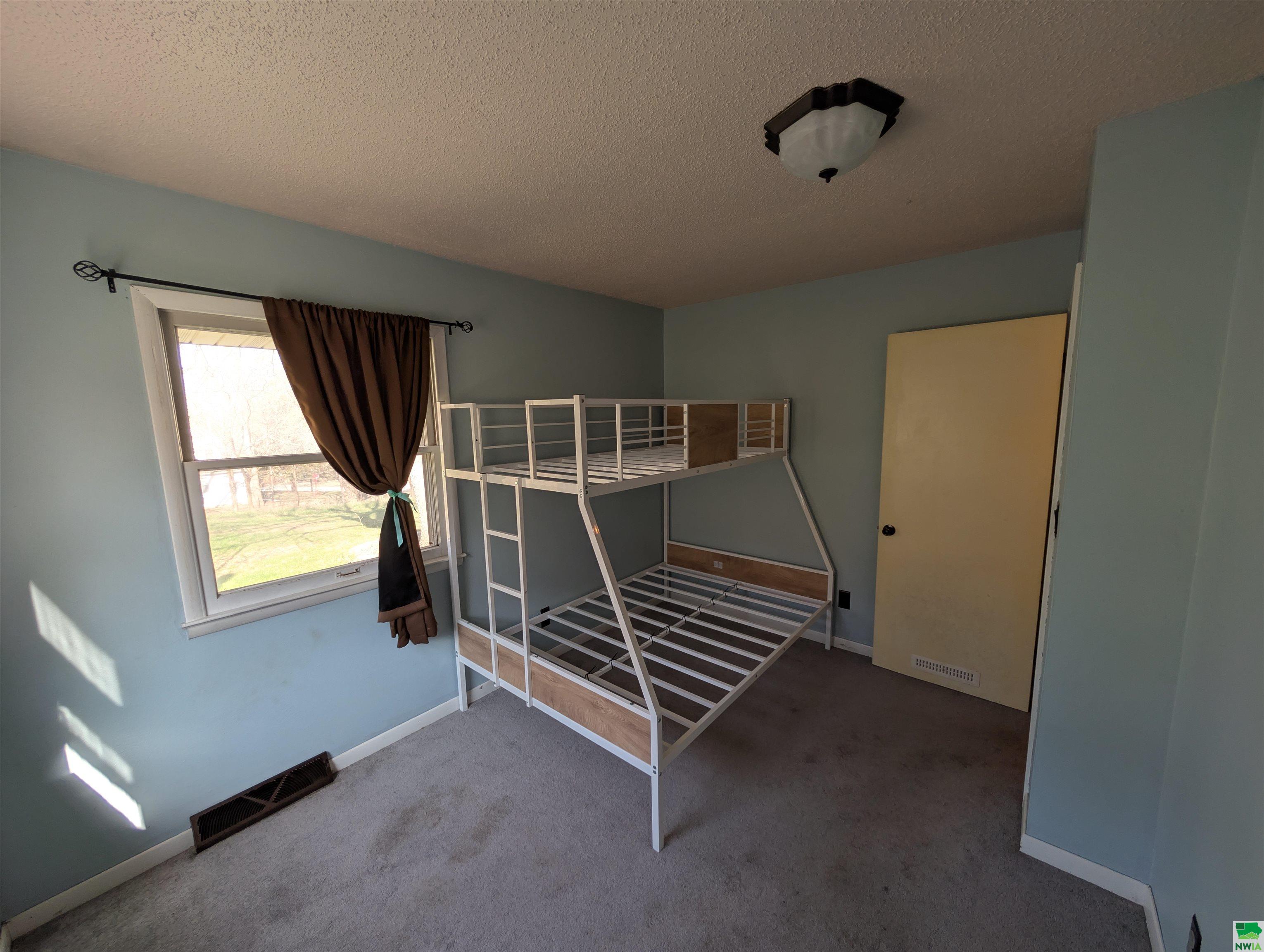 MLS #828425