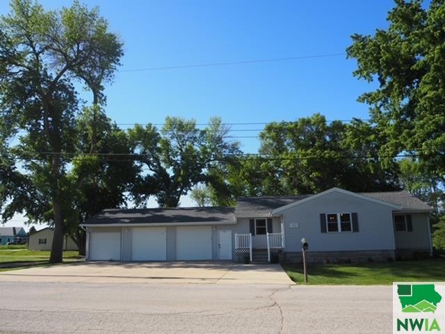 1012 5th Street, Correctionville, IA 51016 