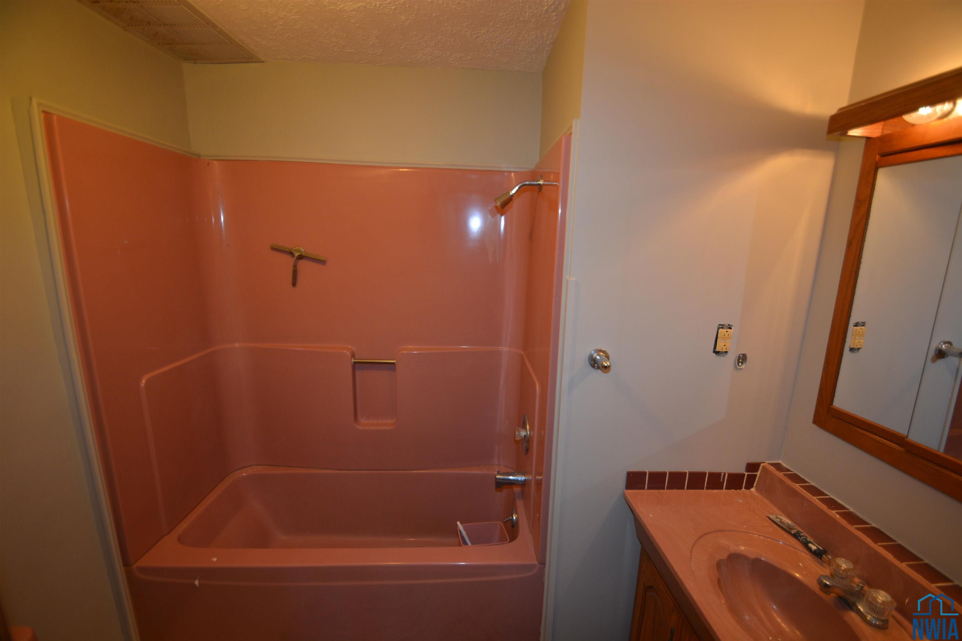 MLS #828428