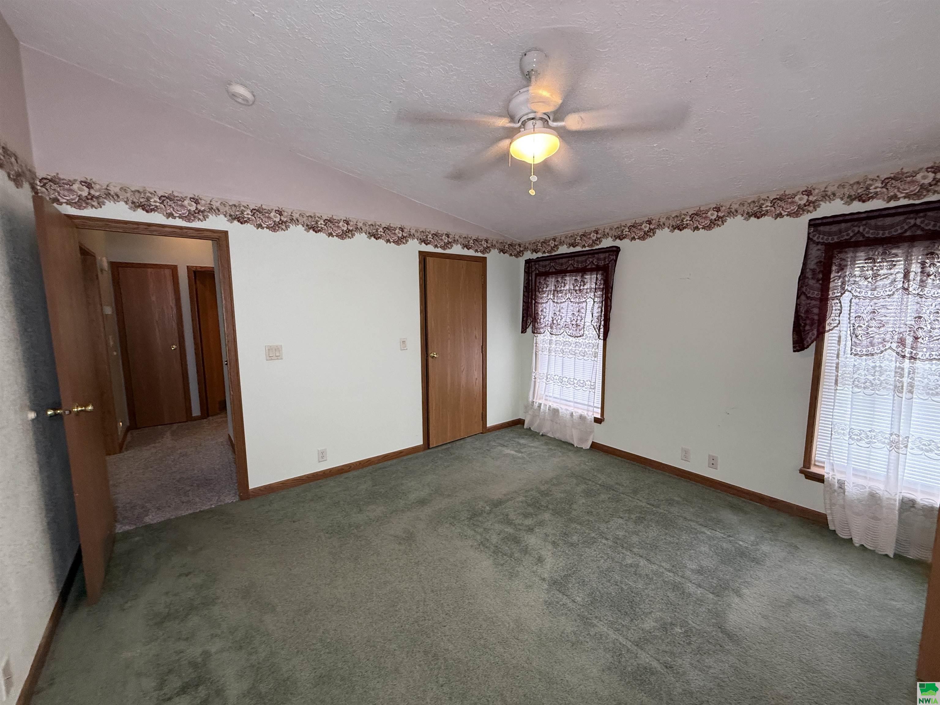 MLS #828429