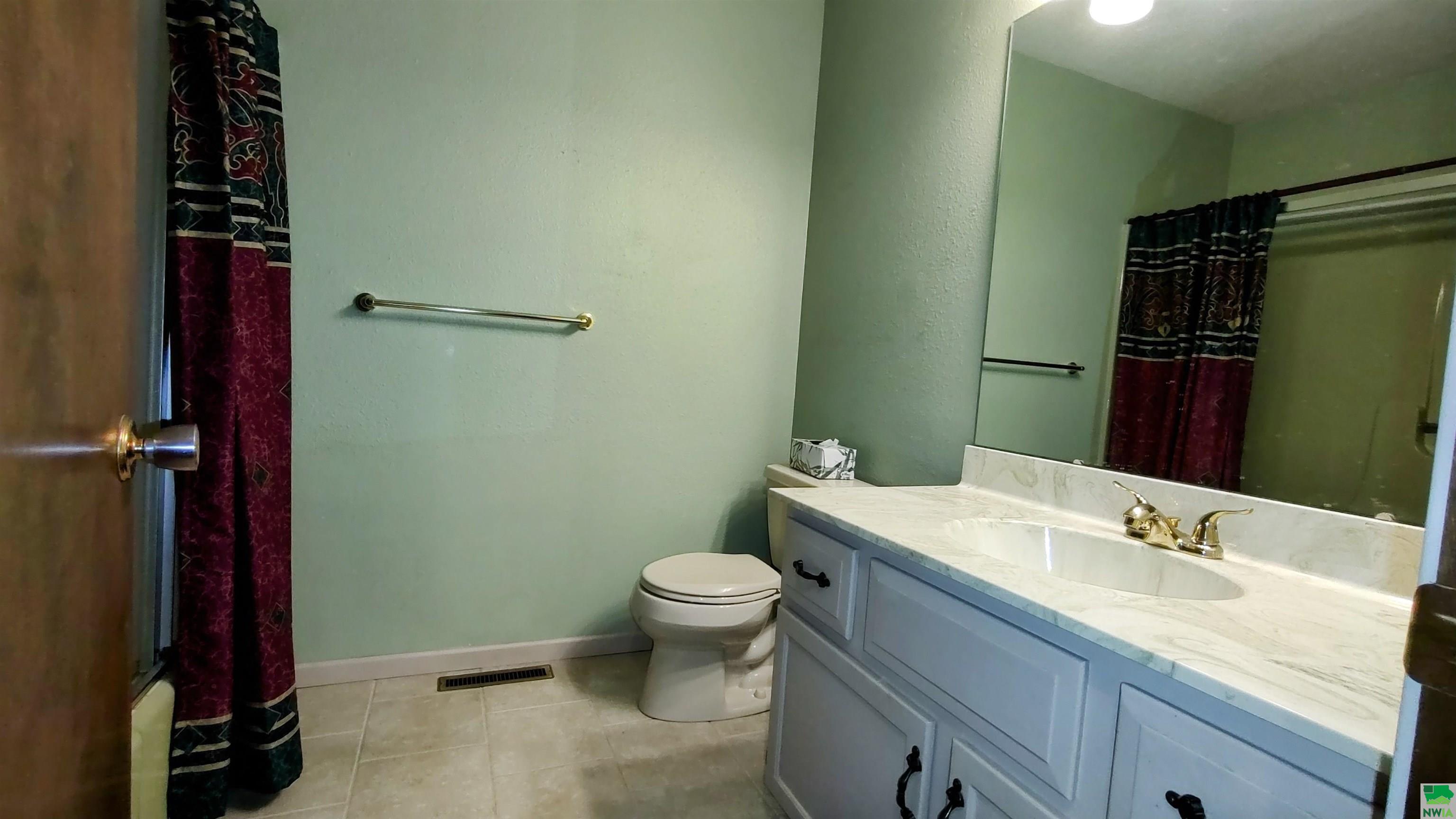 MLS #828430