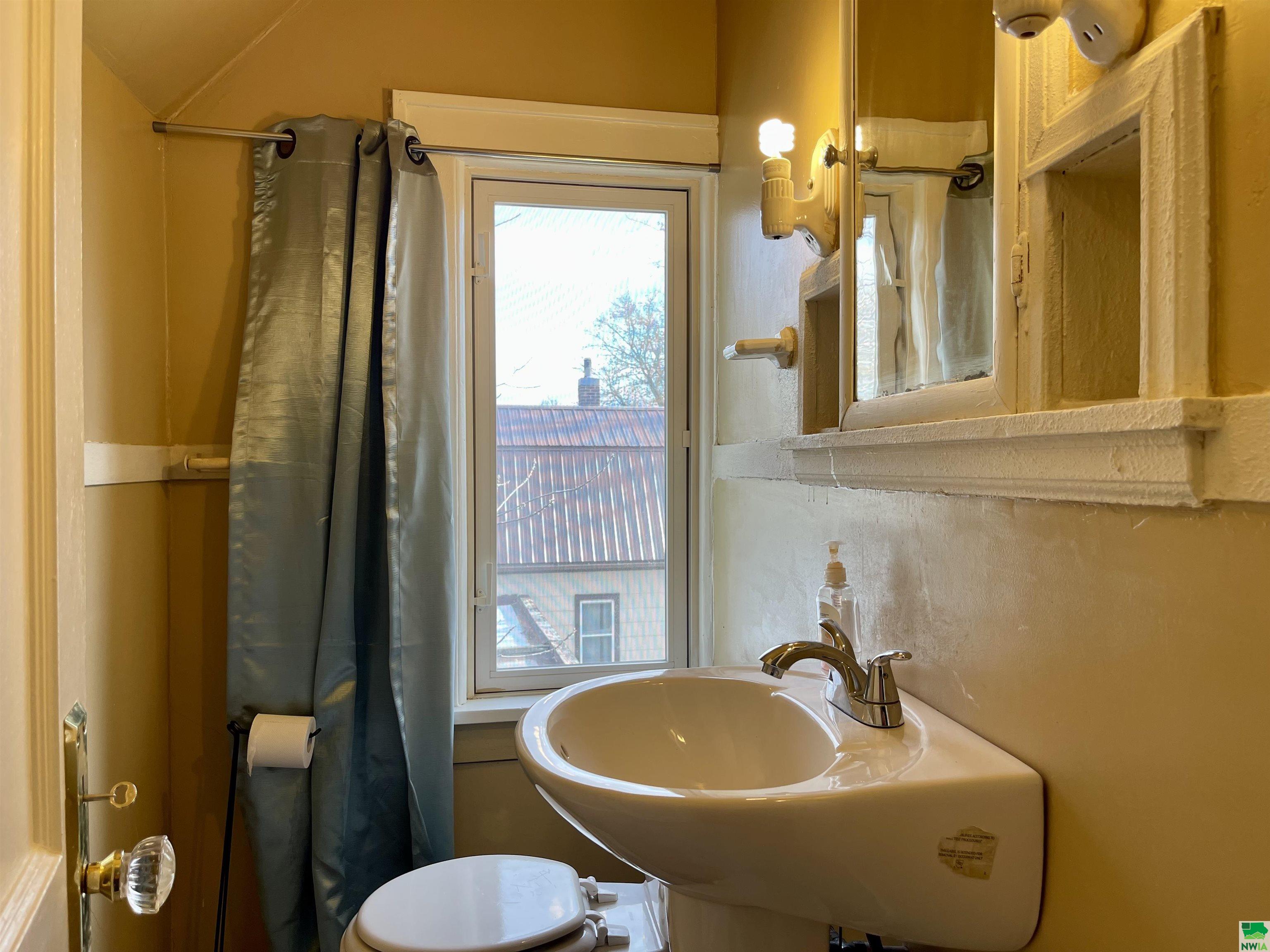 MLS #828435