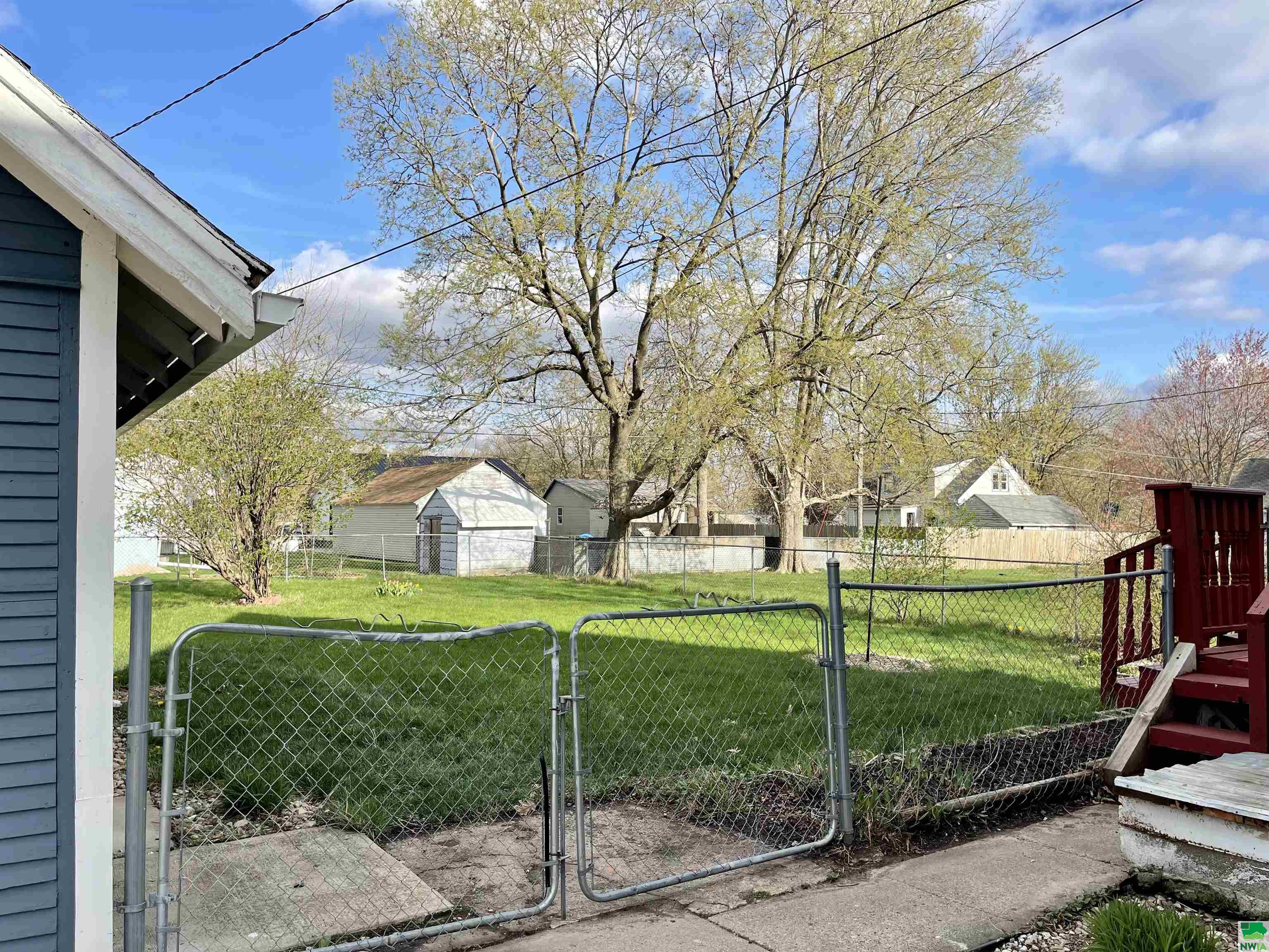 MLS #828435