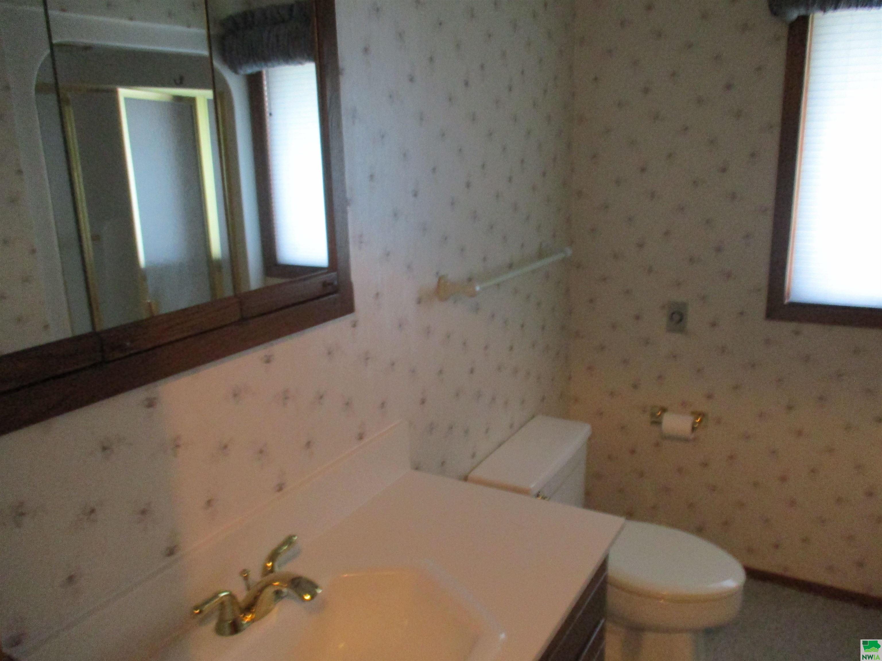 MLS #828437