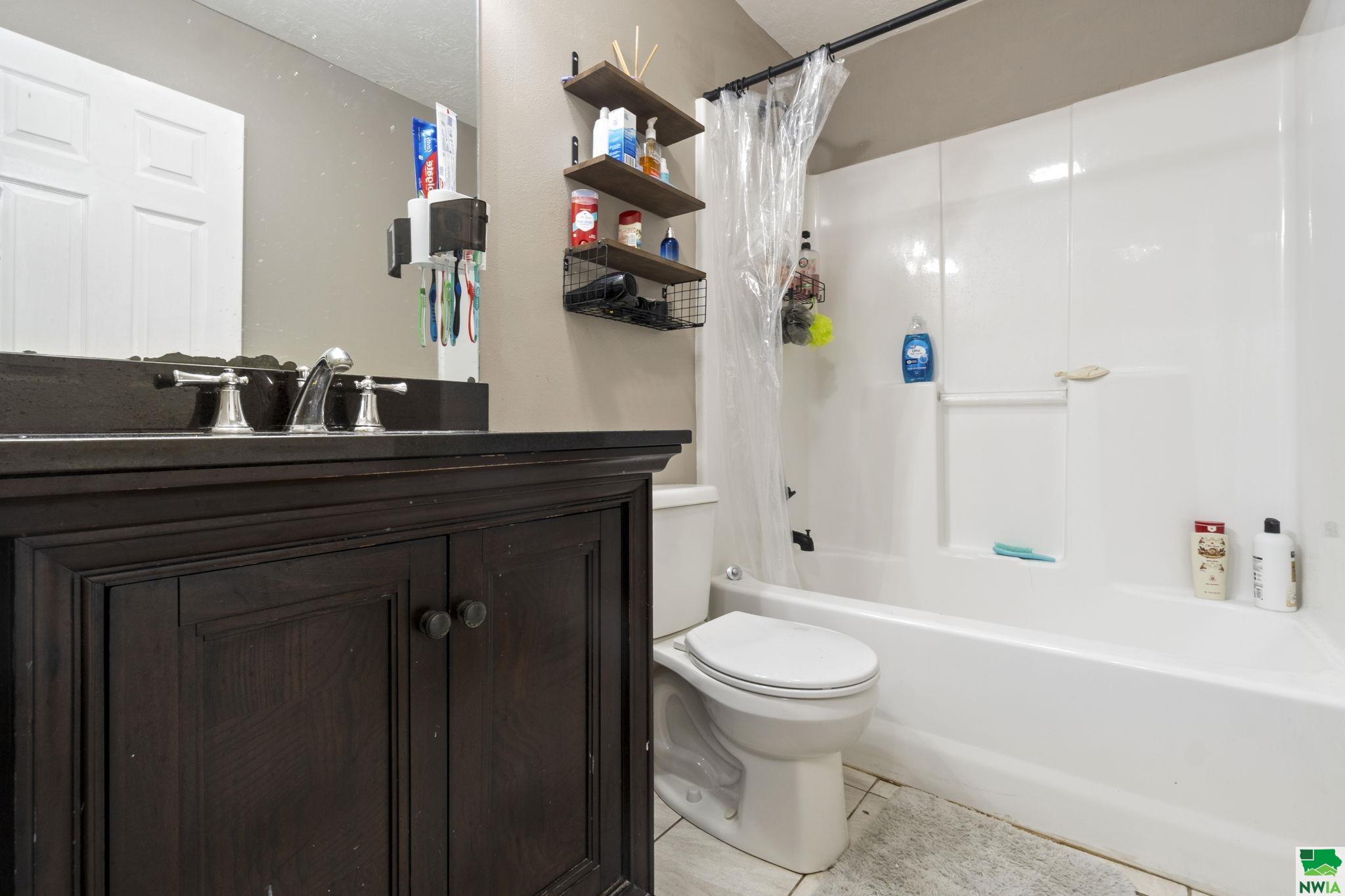 MLS #828440