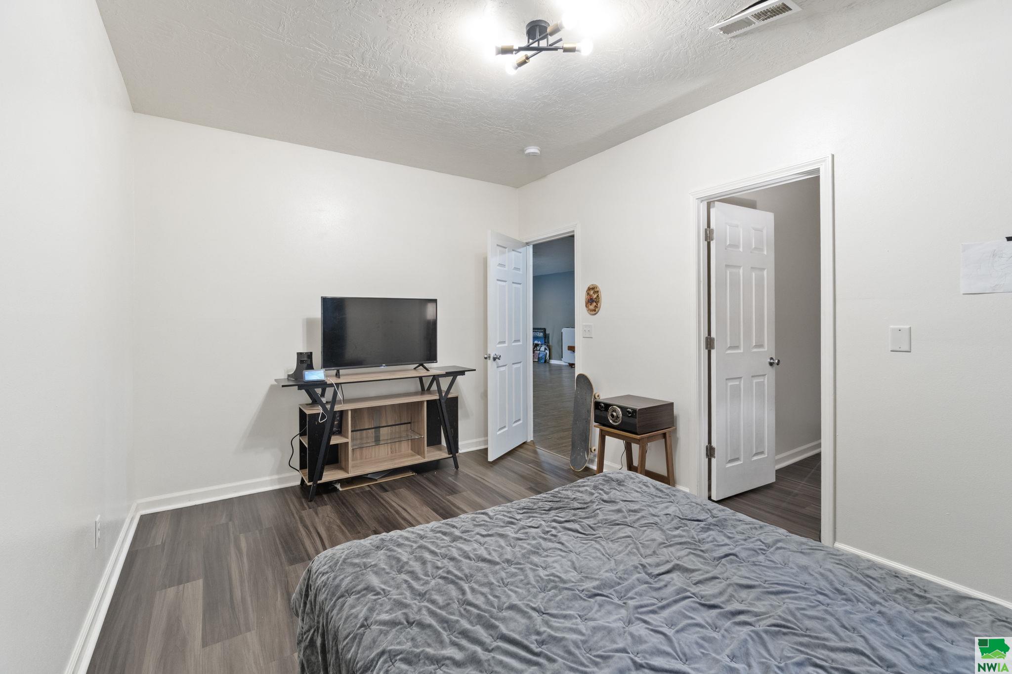 MLS #828440