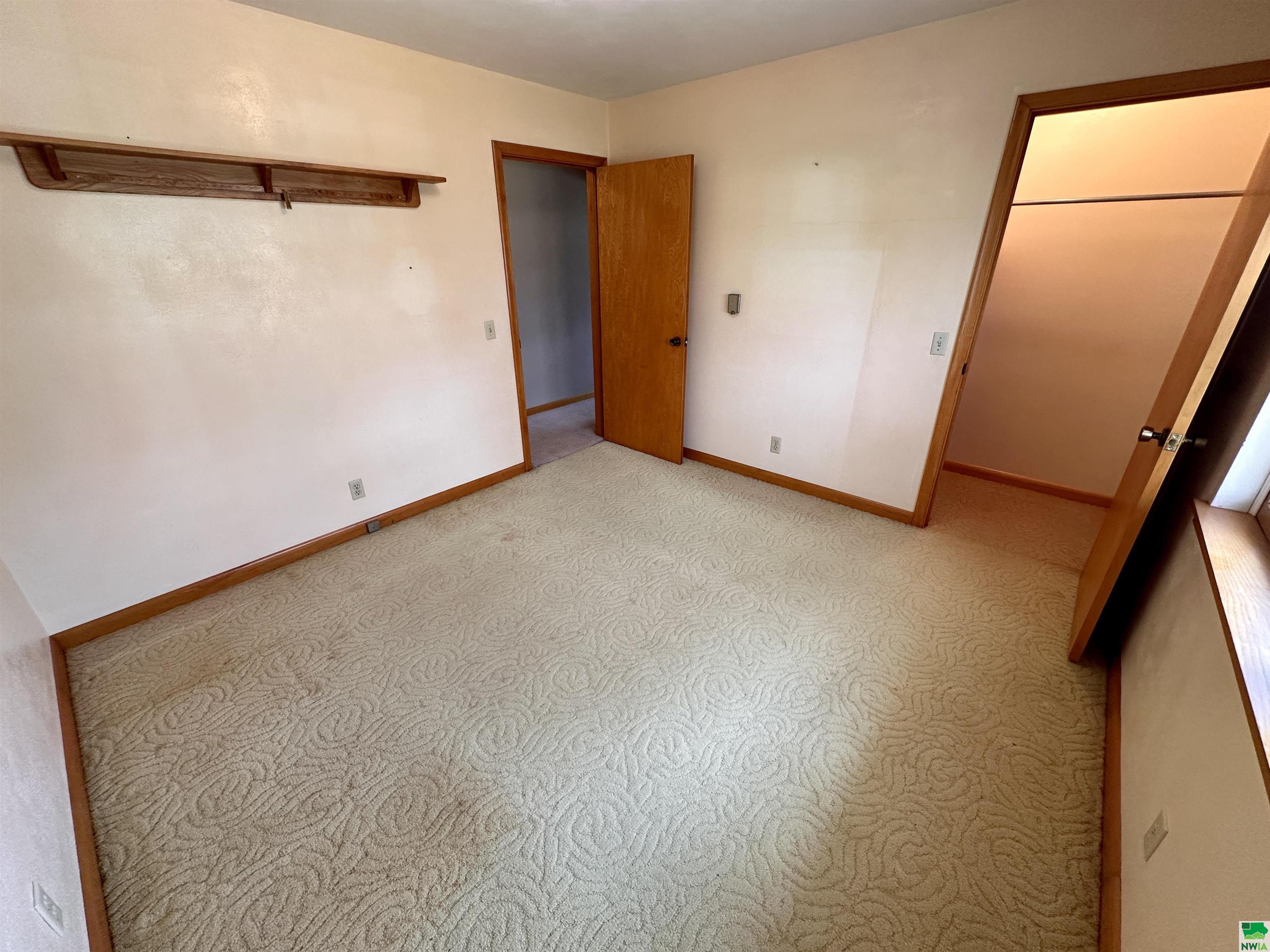 MLS #828444