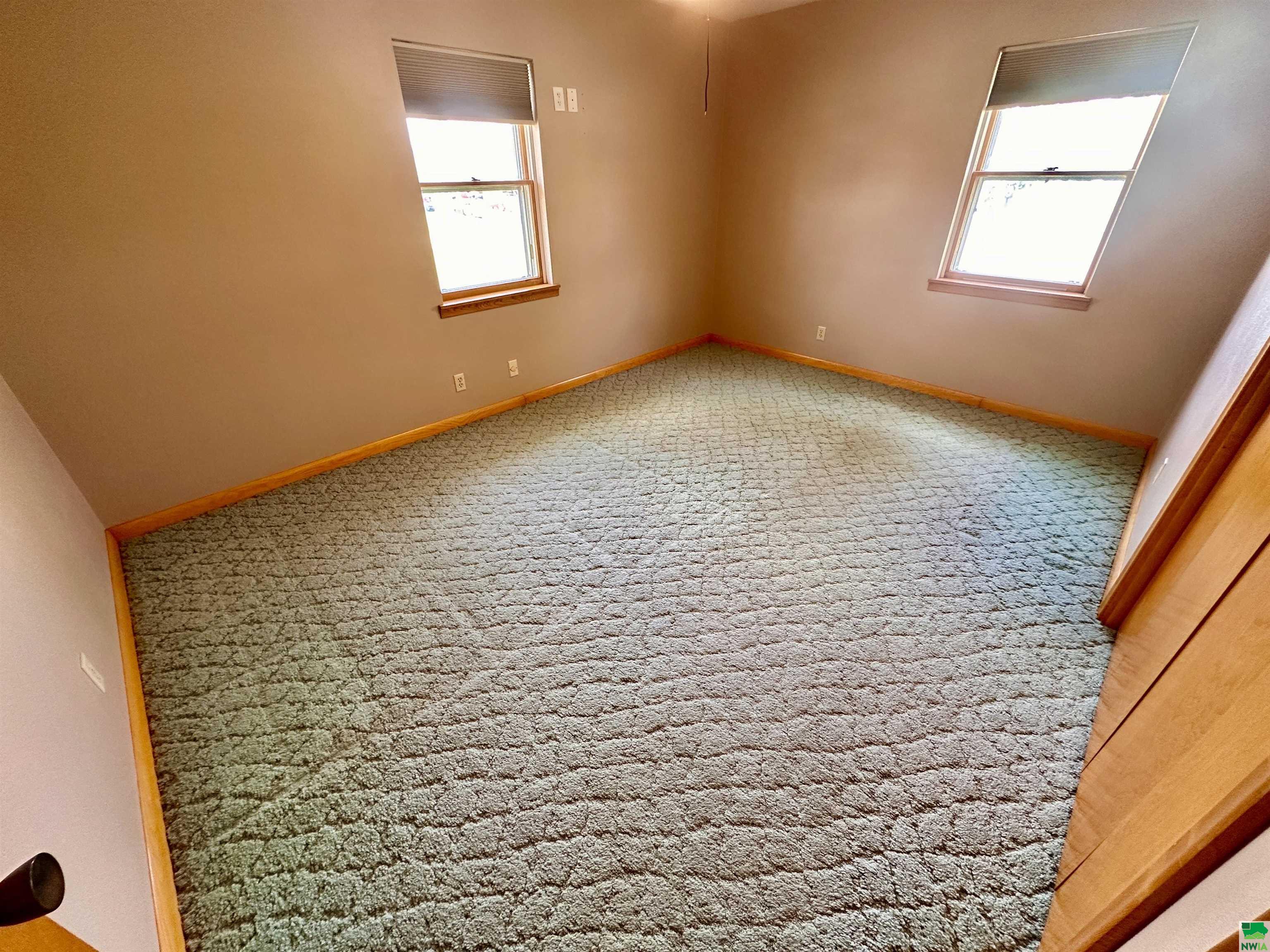 MLS #828444