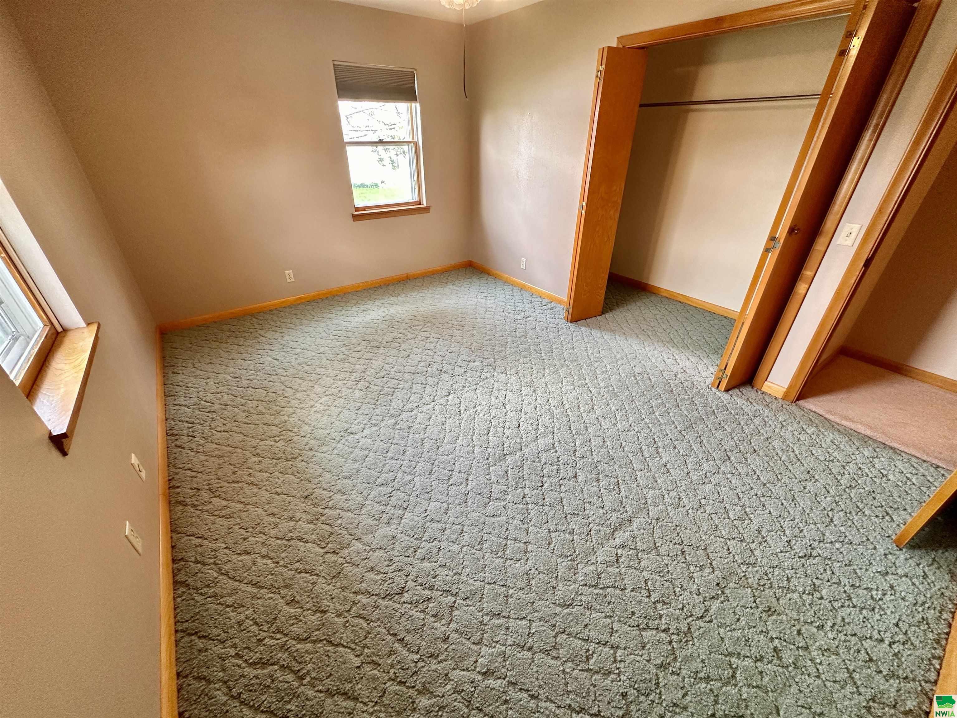 MLS #828444