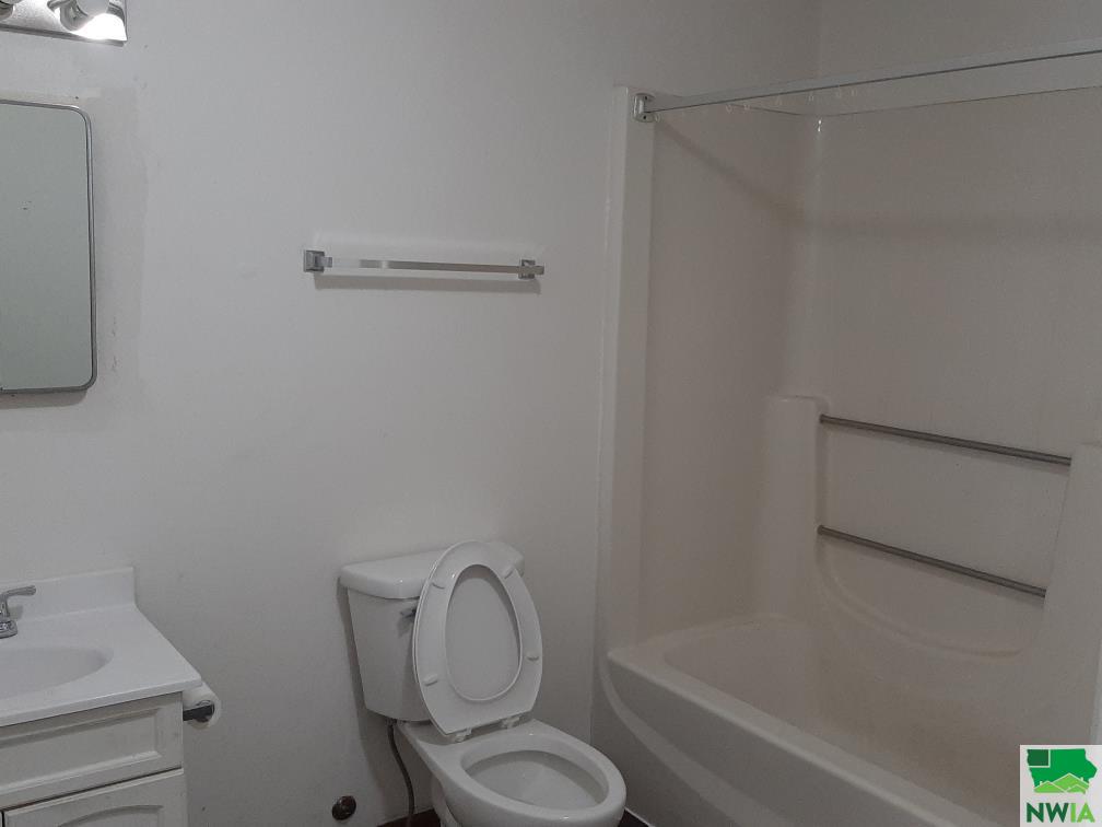 MLS #828446
