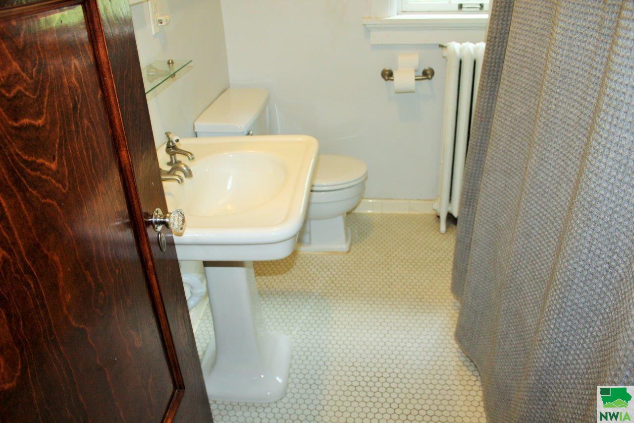 MLS #828448