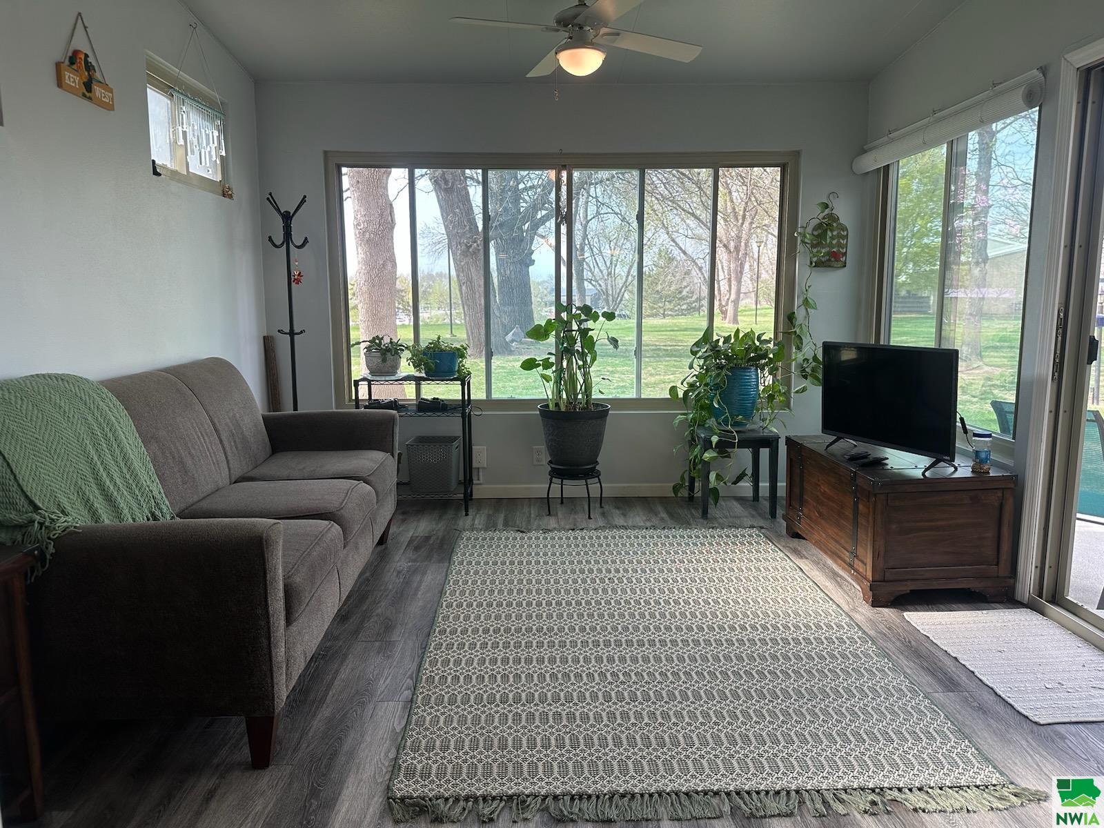MLS #828449