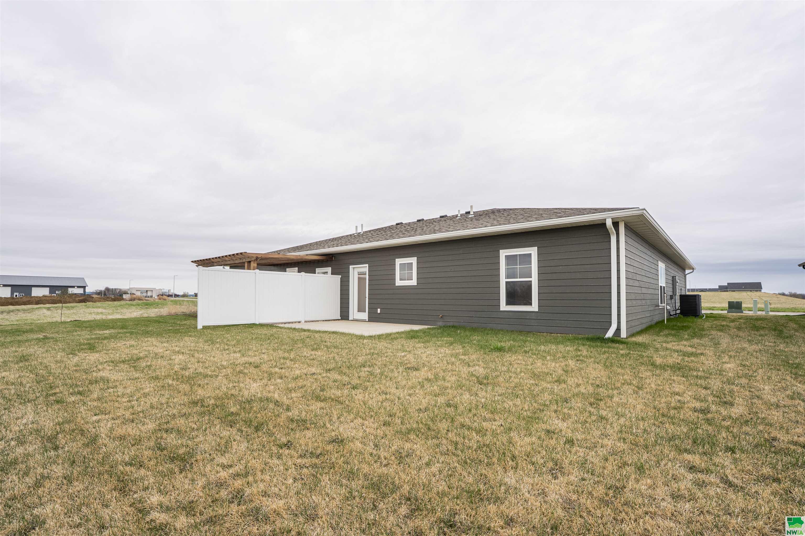 MLS #828453