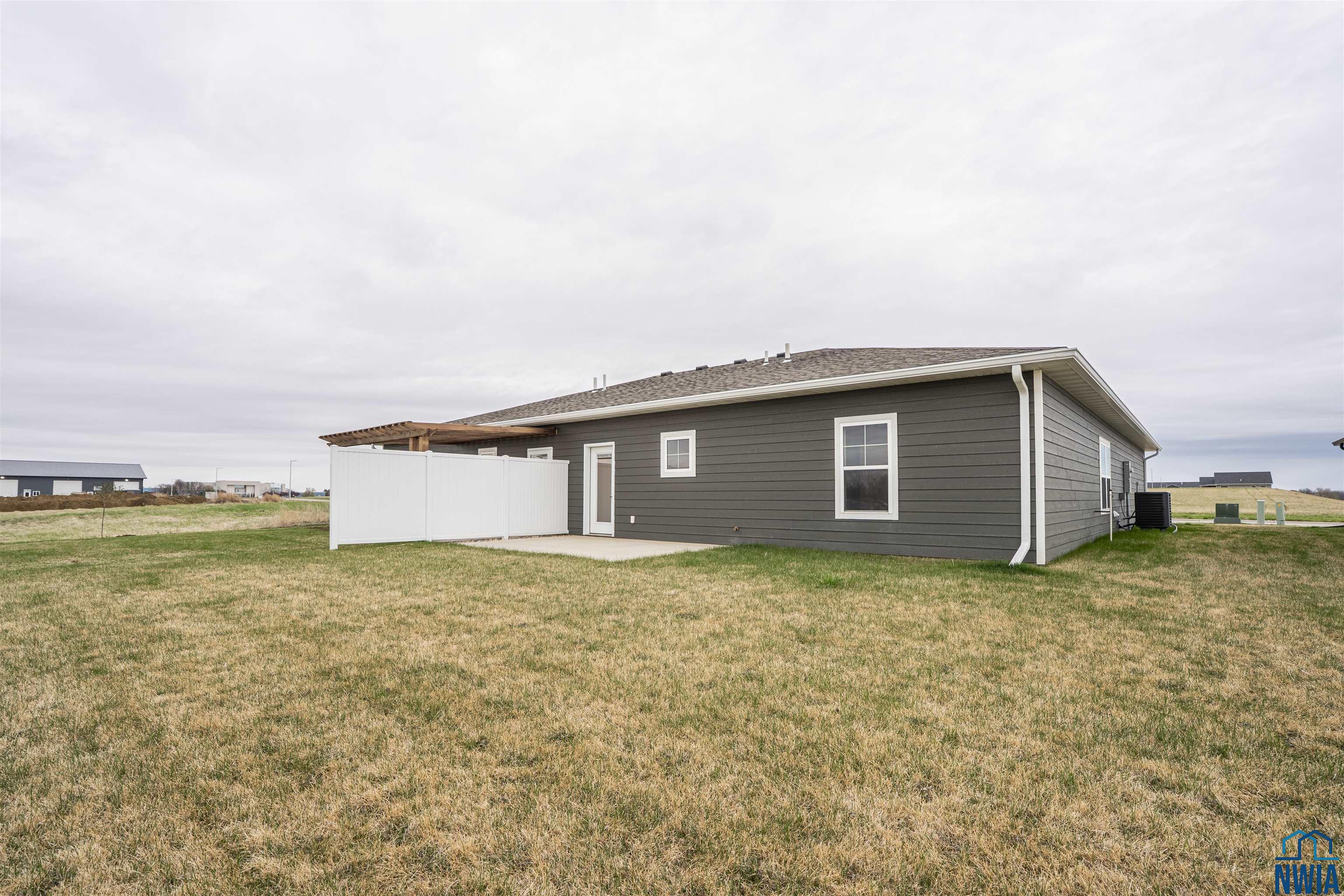MLS #828453