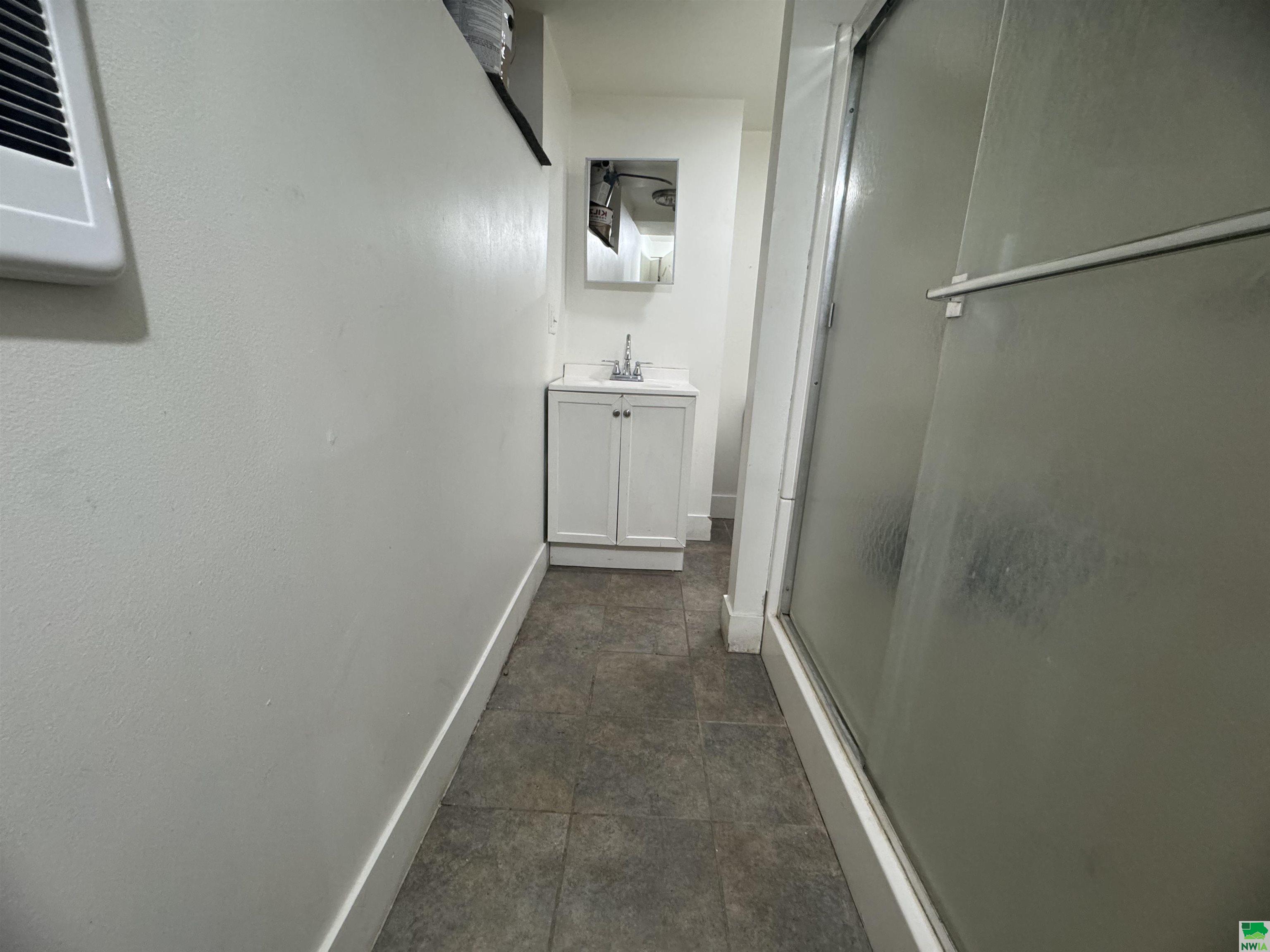 MLS #828460