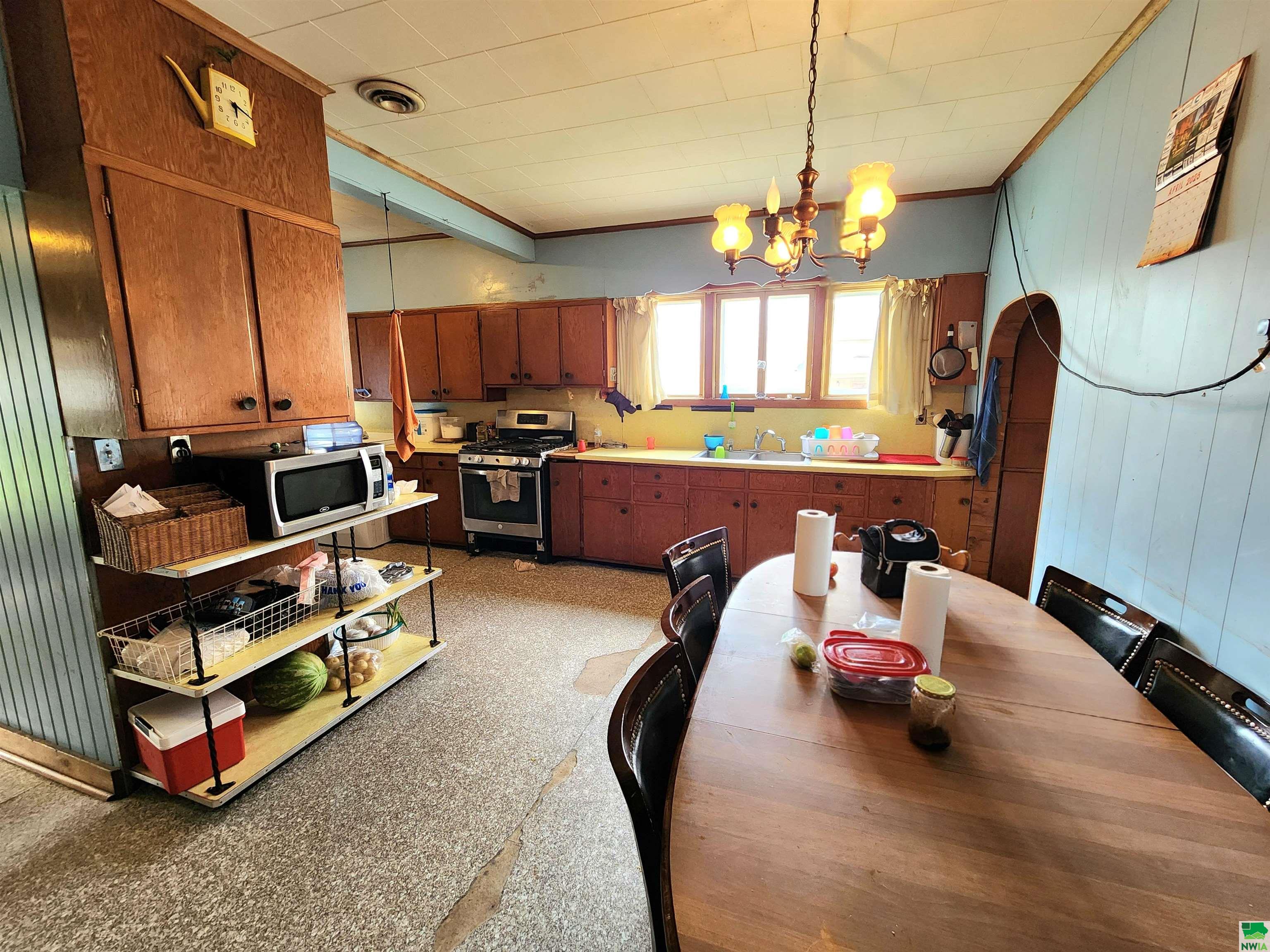 MLS #828461