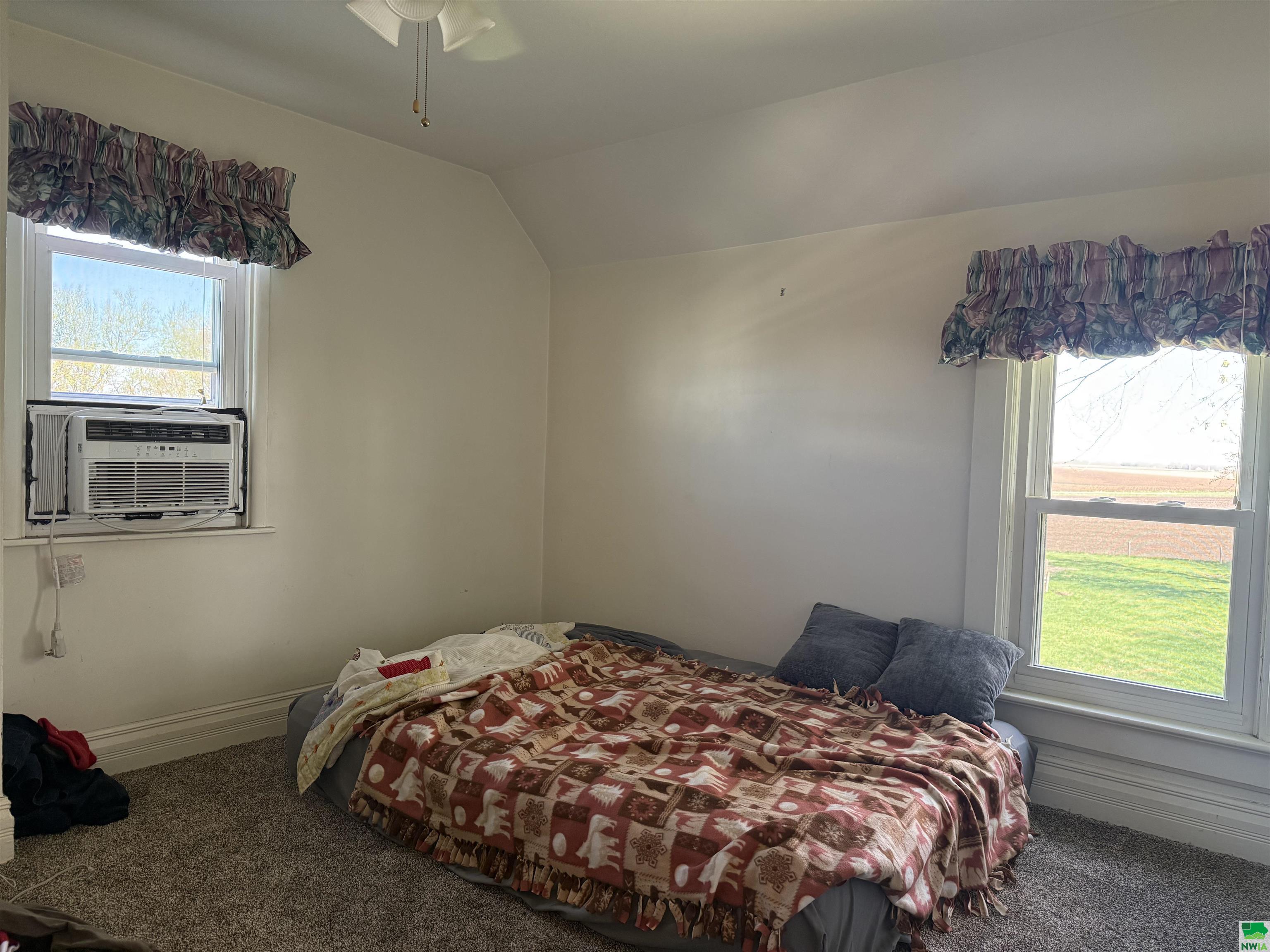 MLS #828467
