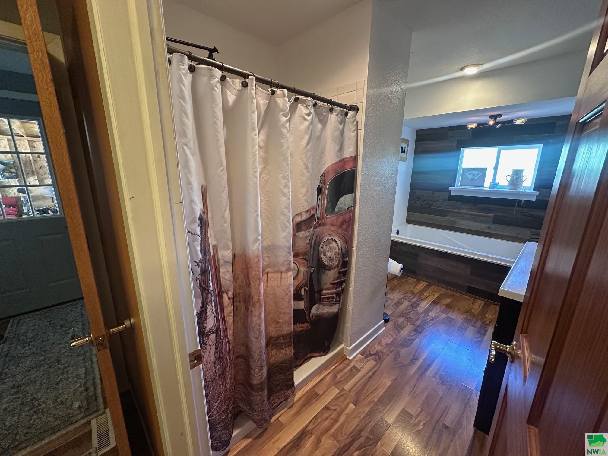 MLS #828469
