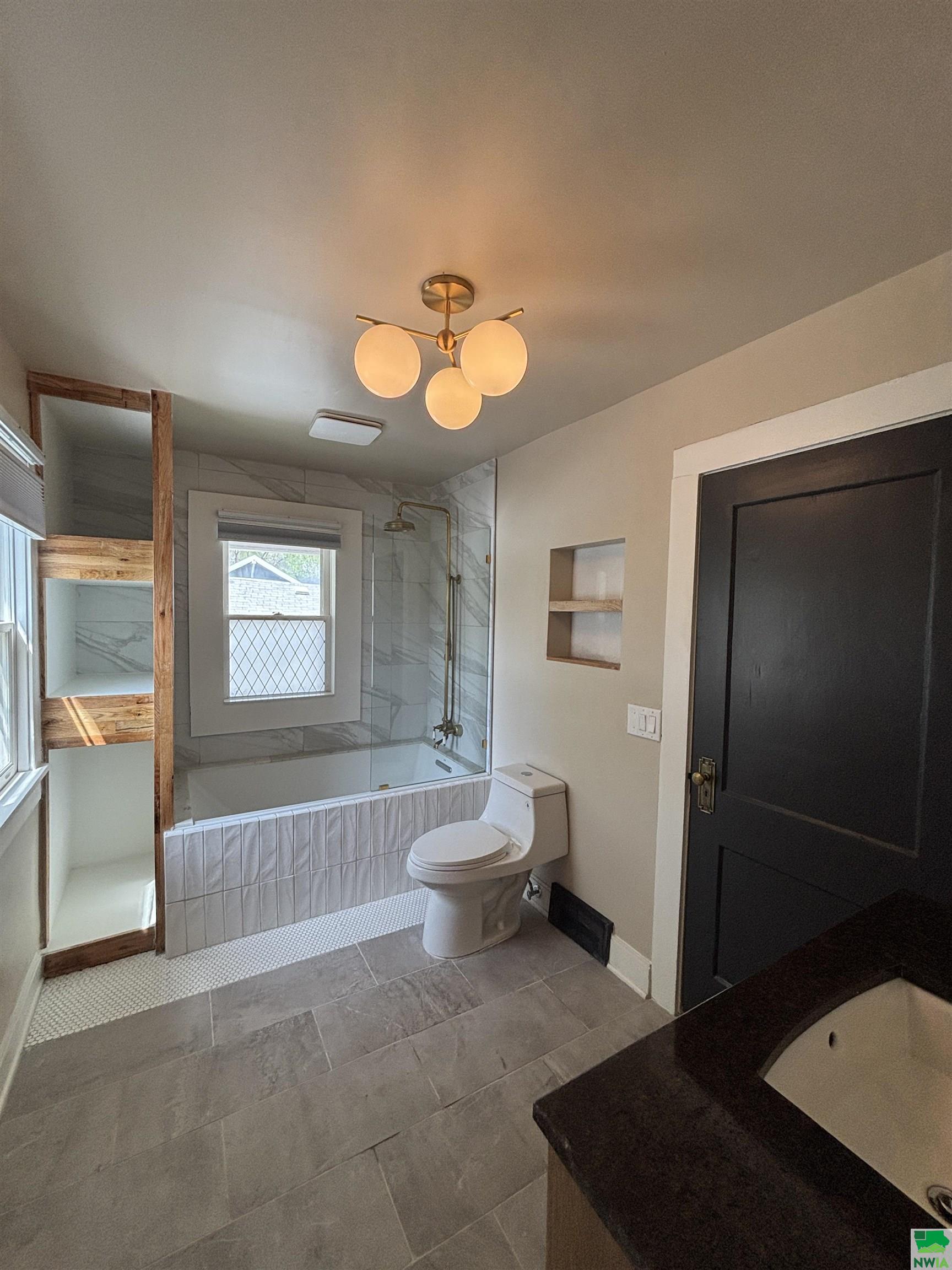 MLS #828472