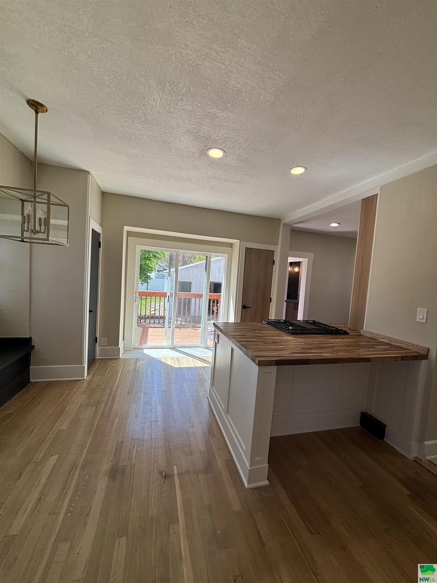 MLS #828472