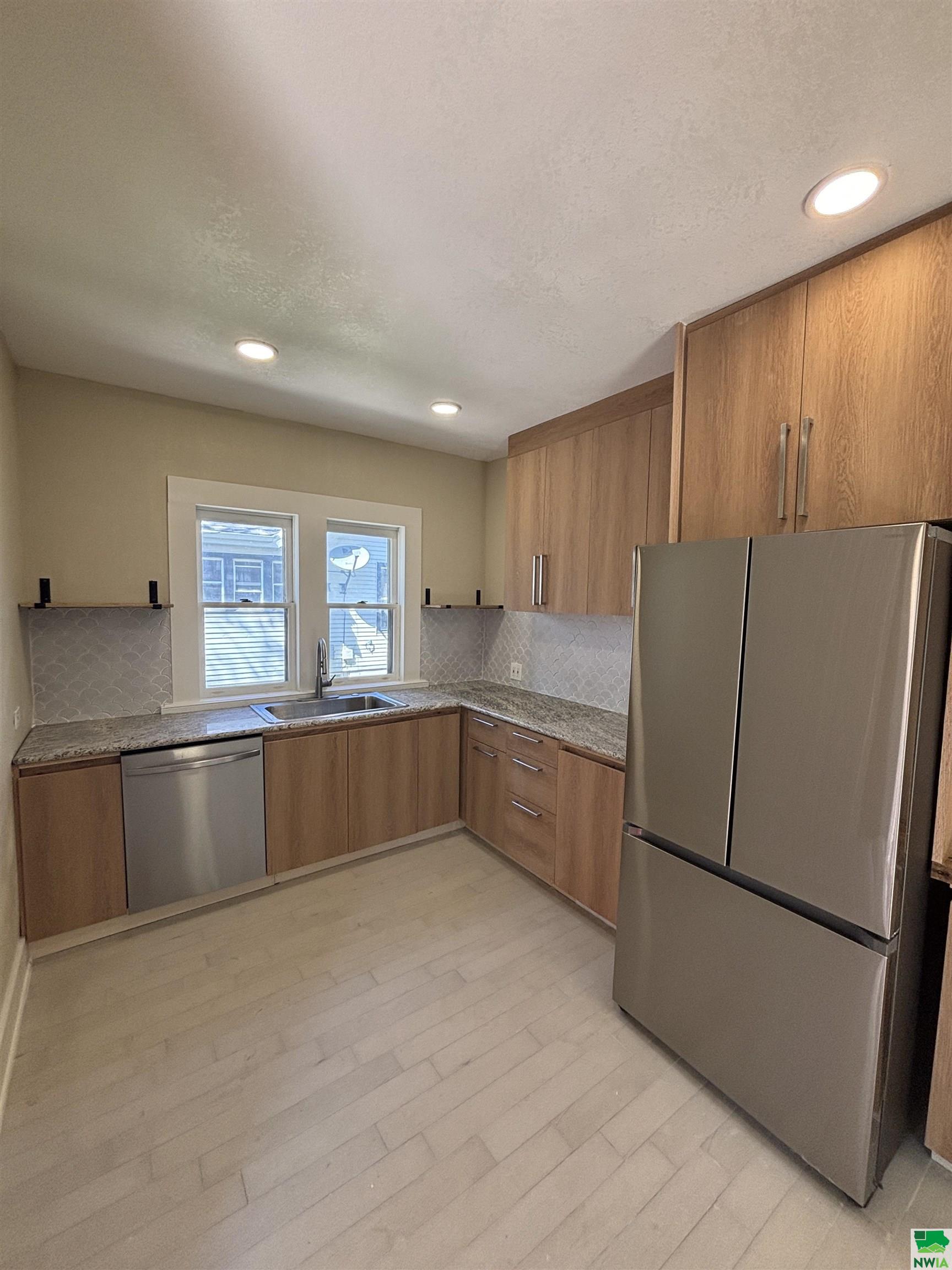 MLS #828472