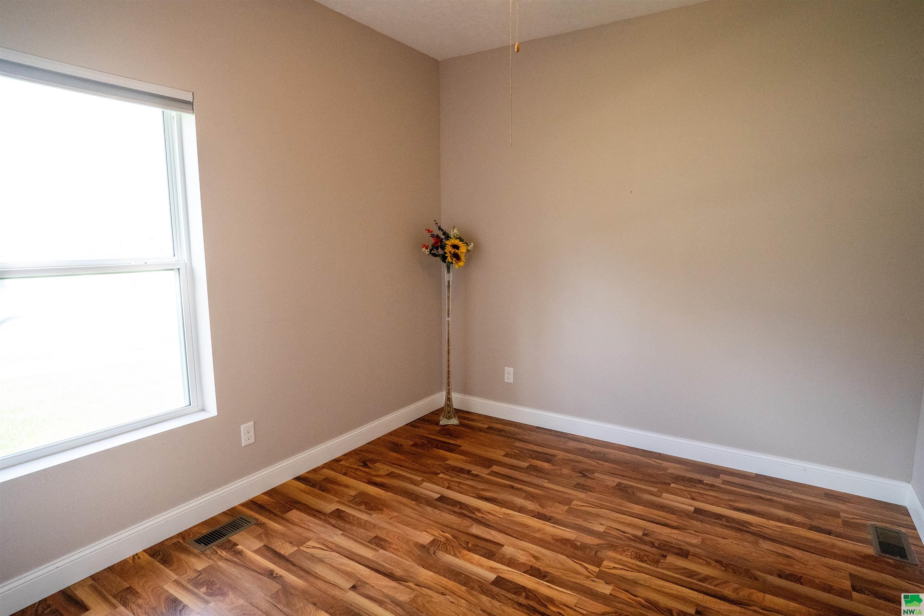 MLS #828482