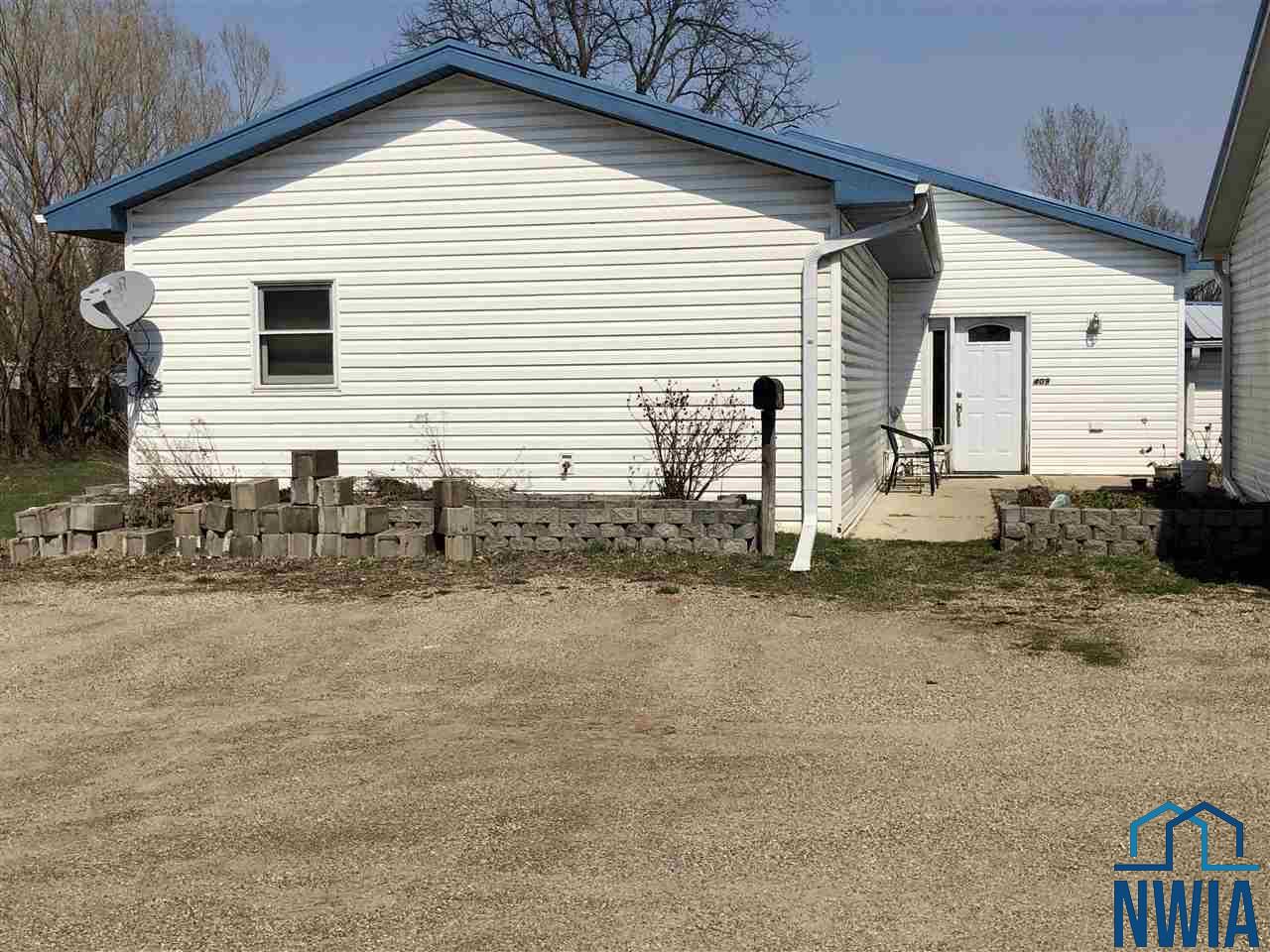 409 Rose St E, Elk Point, SD 57025 