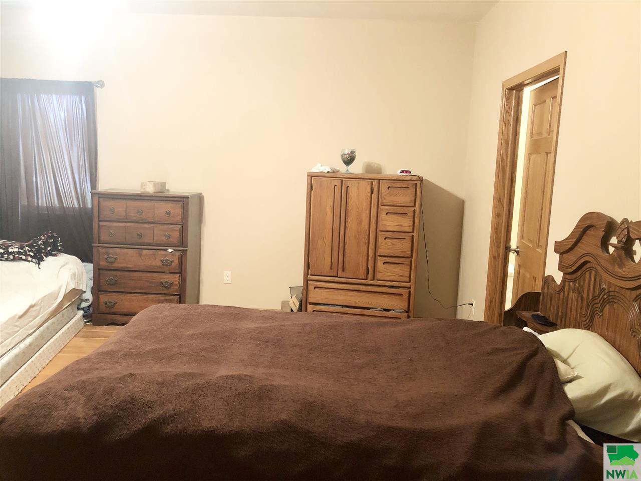 MLS #828490