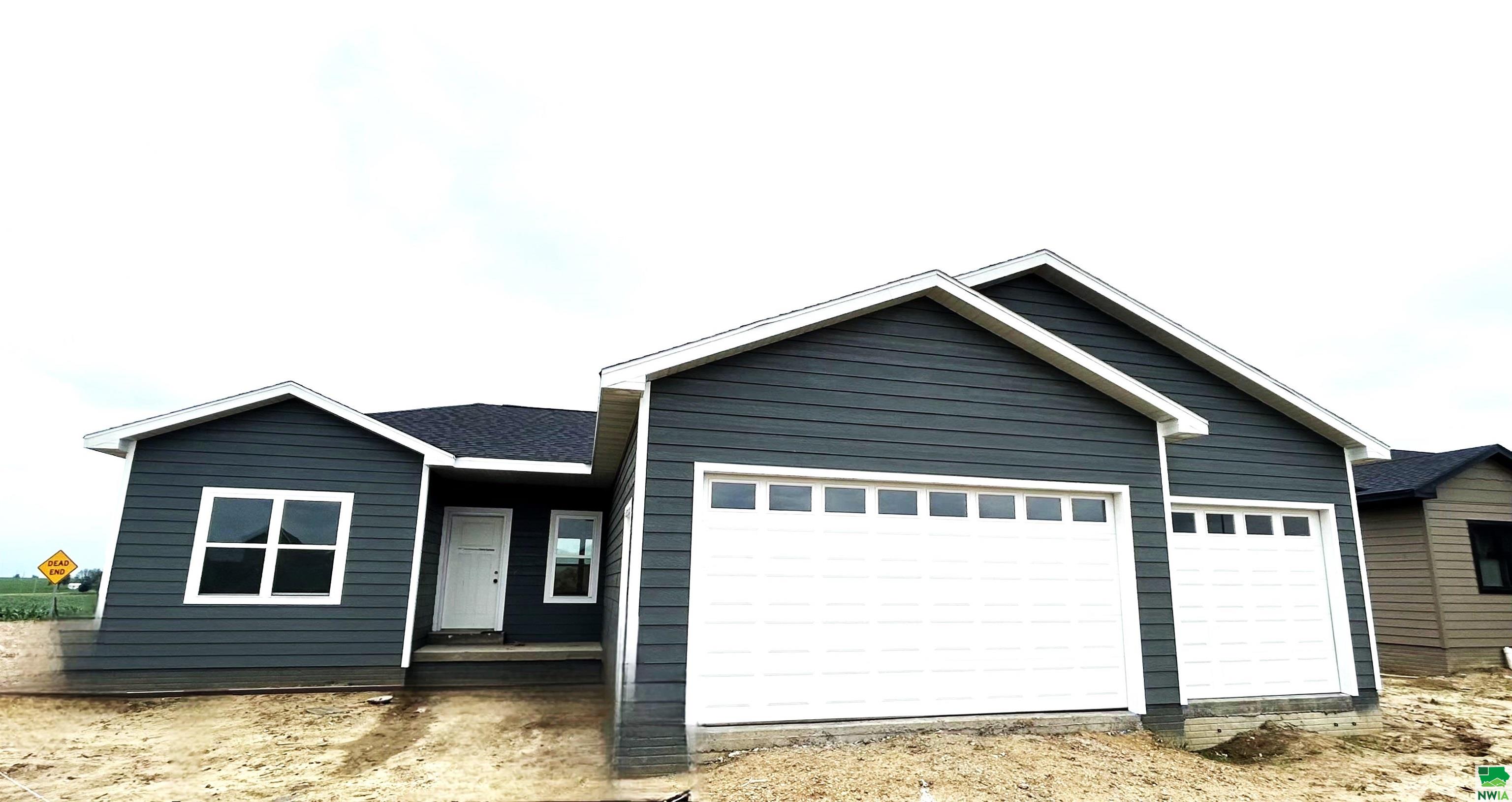 710 17th St SE, Orange City, IA 51041 