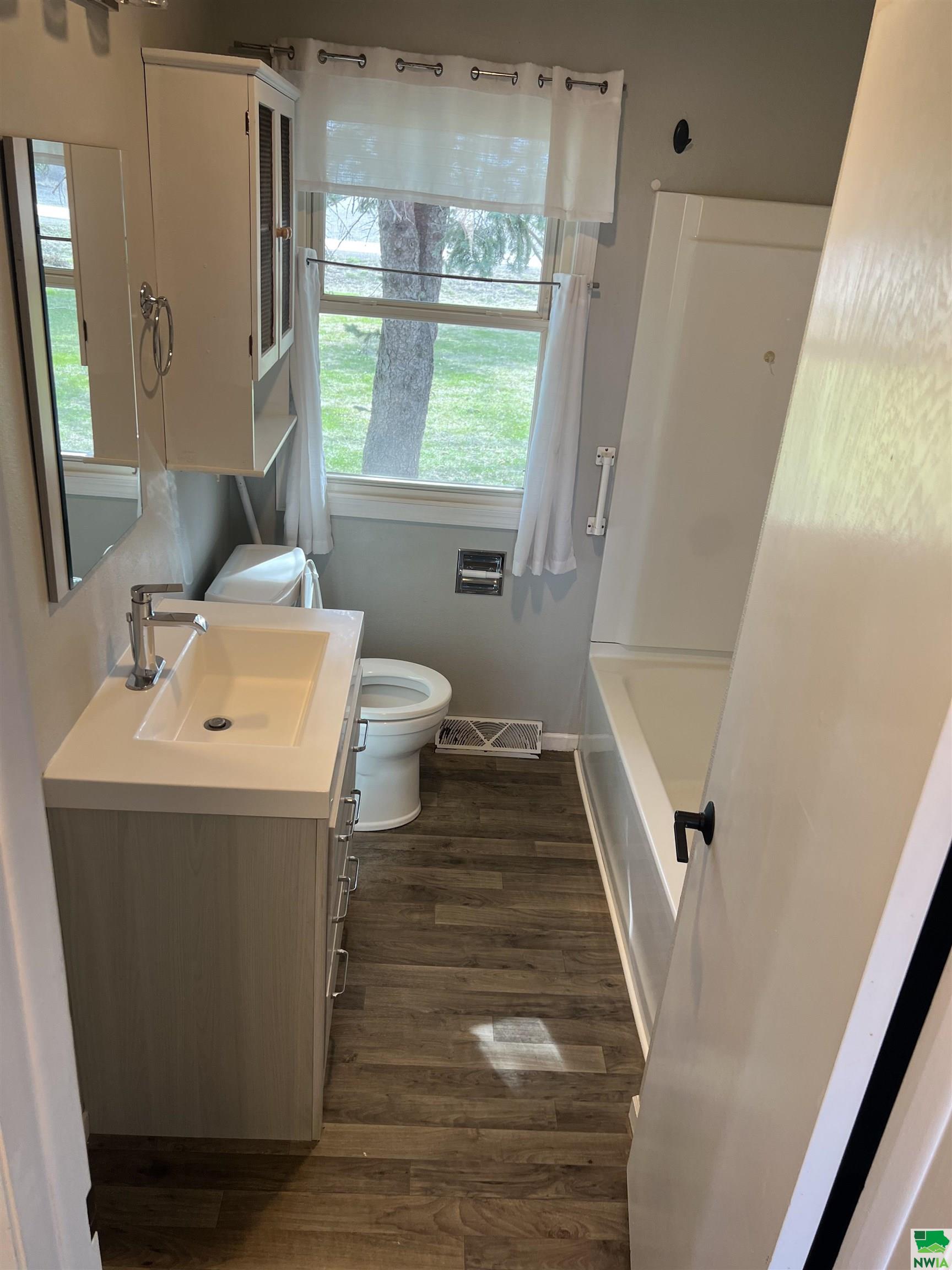 MLS #828502