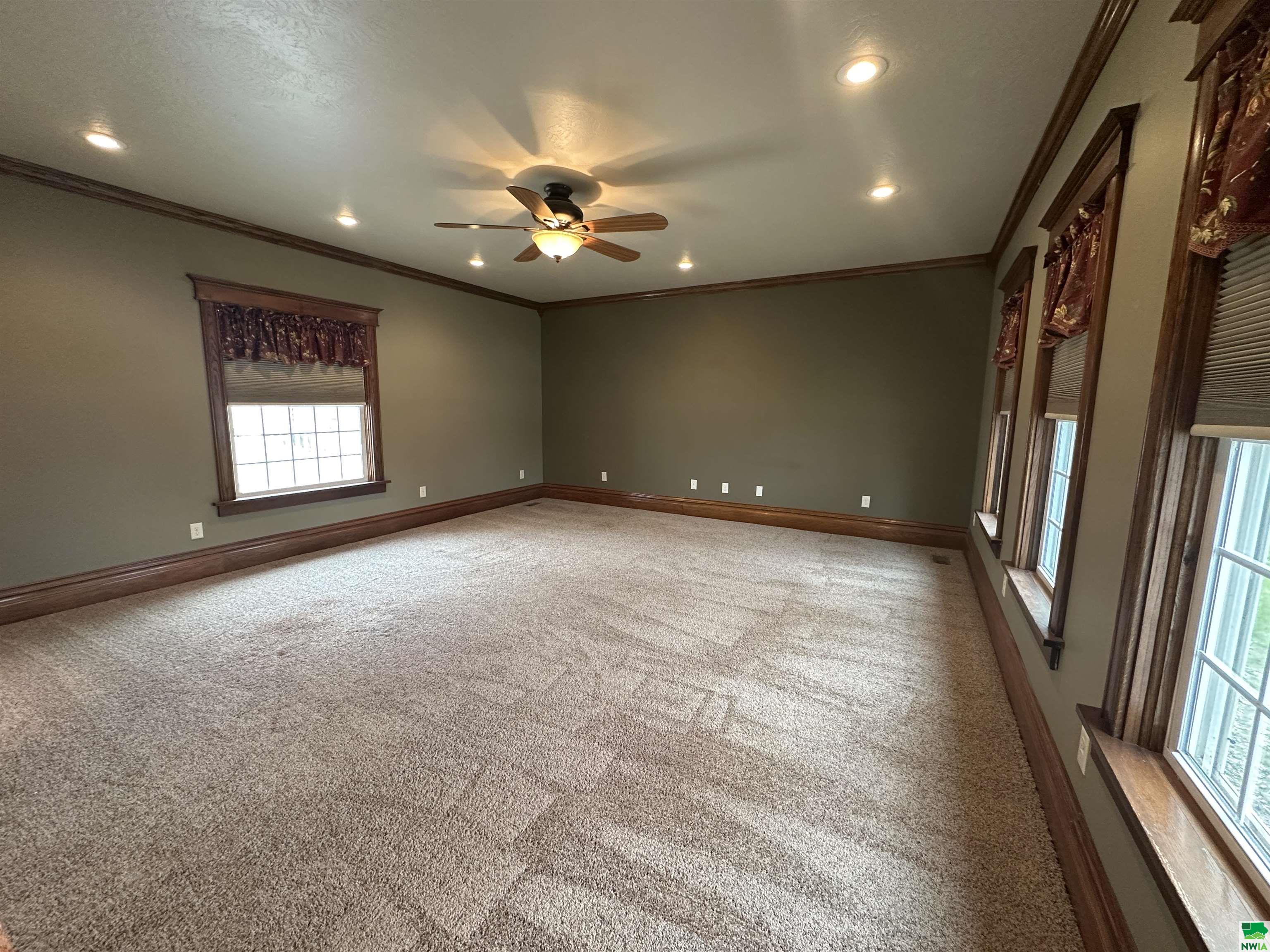 MLS #828503