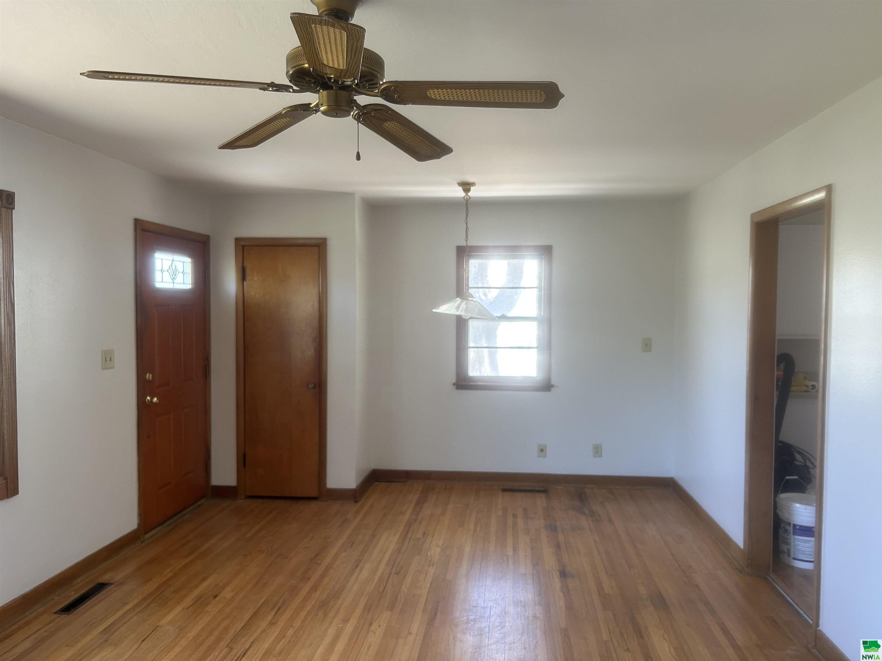 MLS #828505