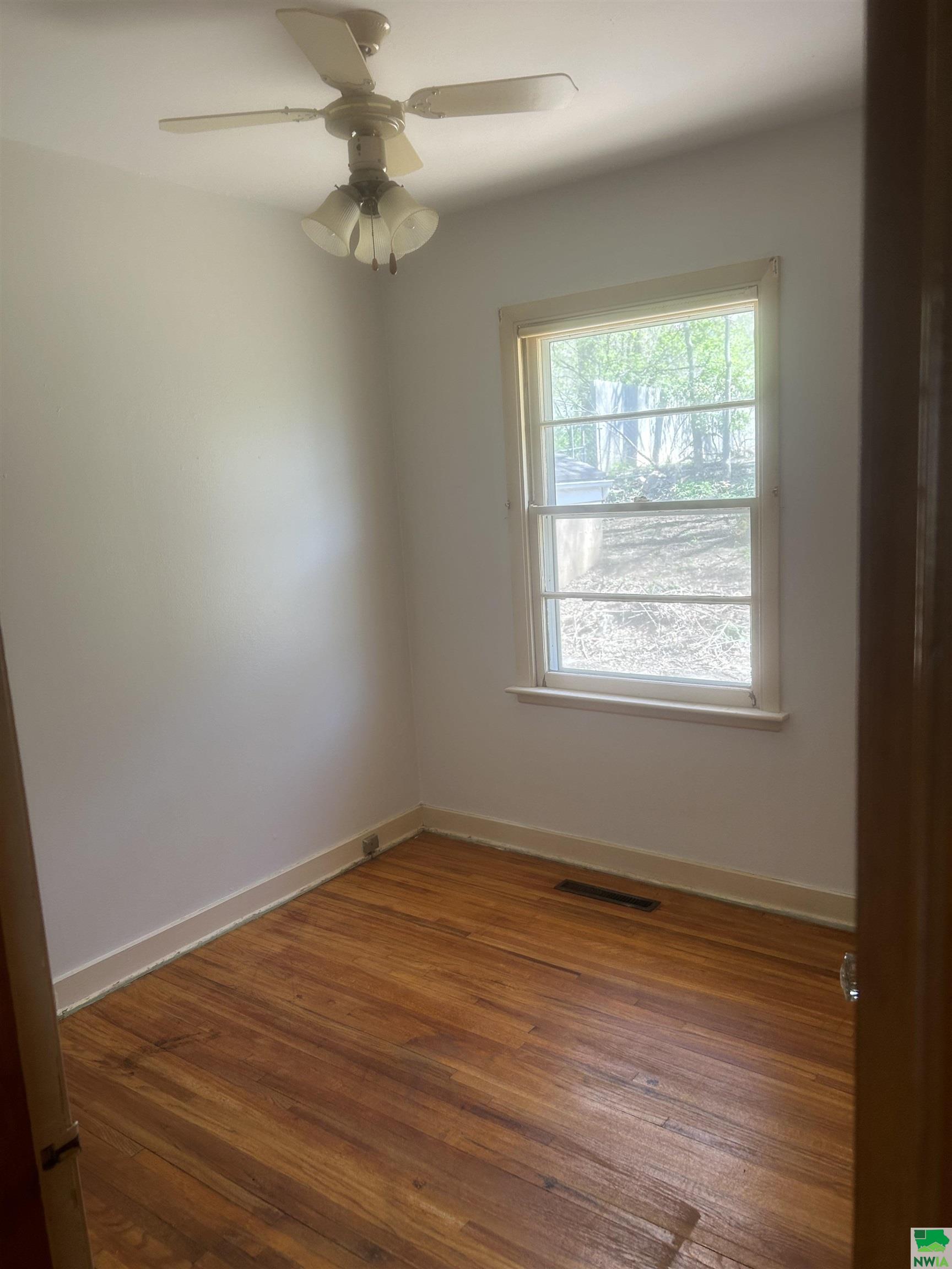 MLS #828505