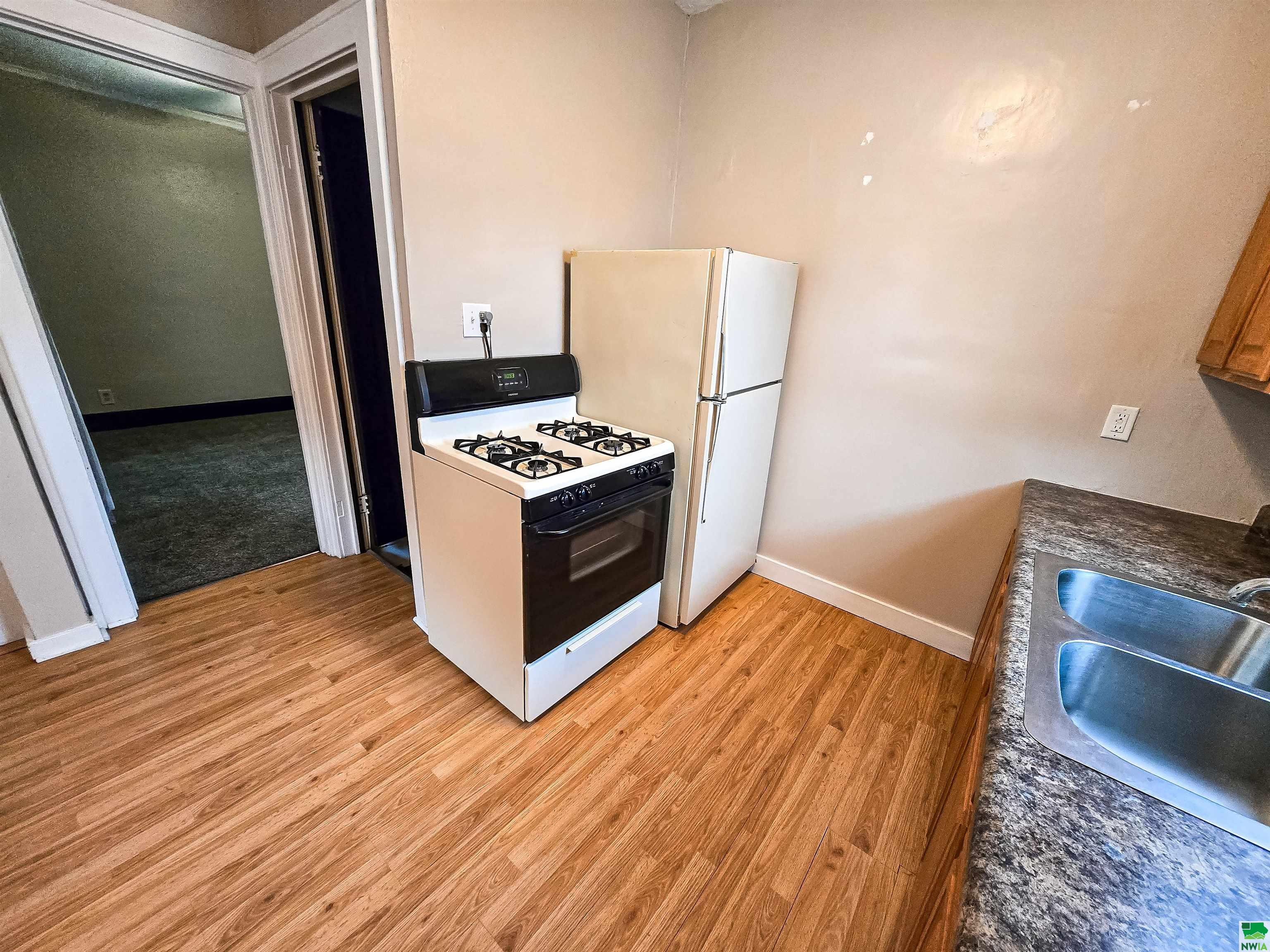 MLS #828516