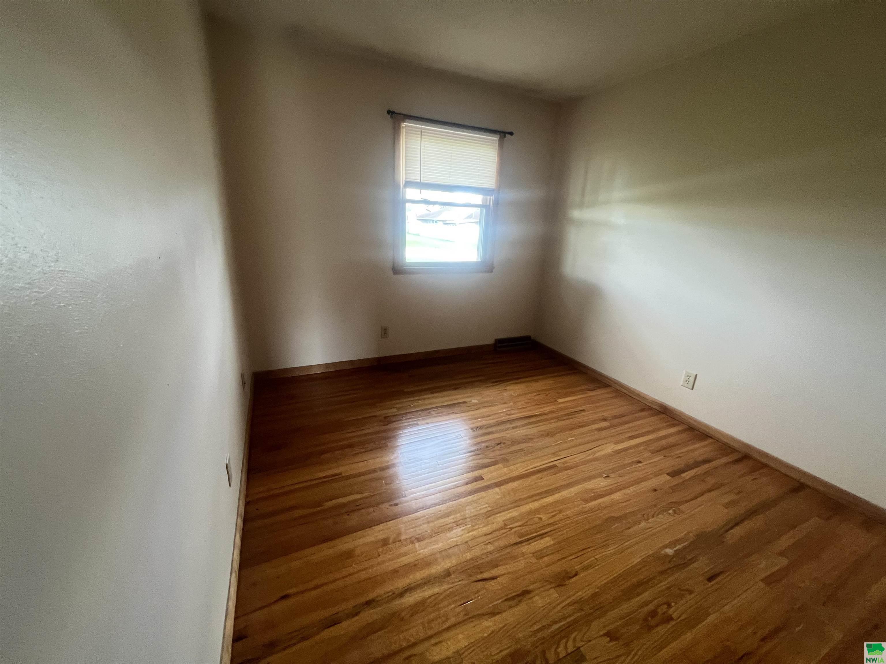 MLS #828519