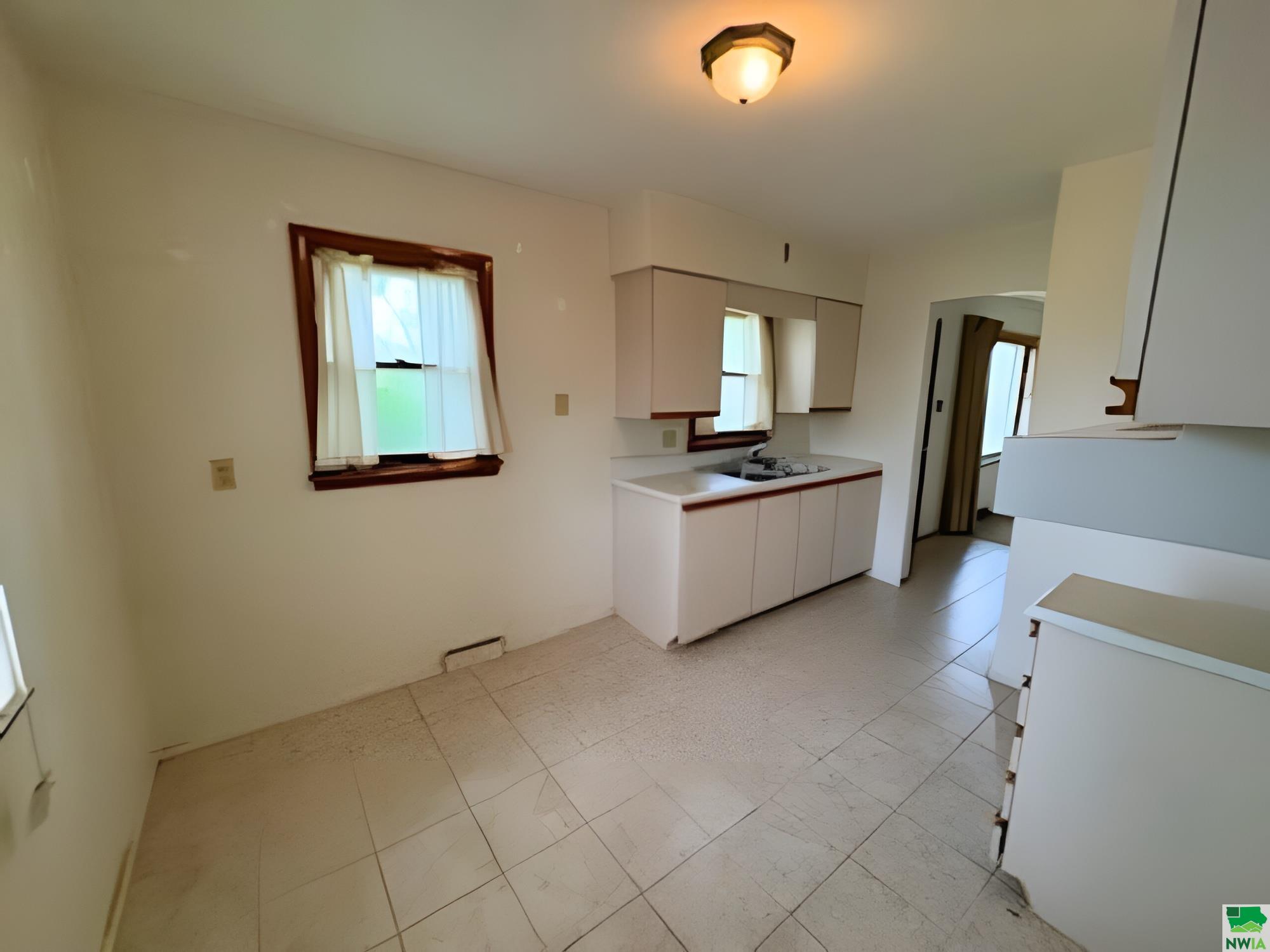 MLS #828536