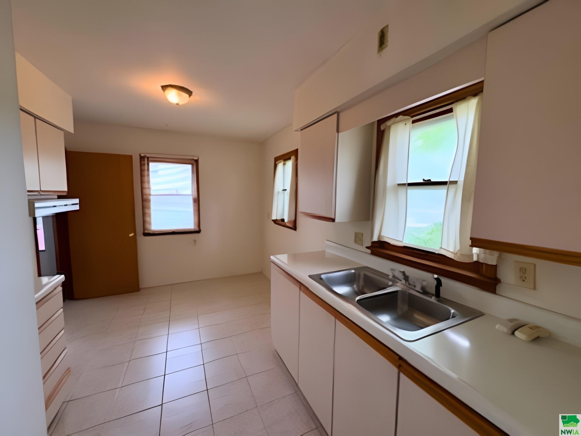 MLS #828536