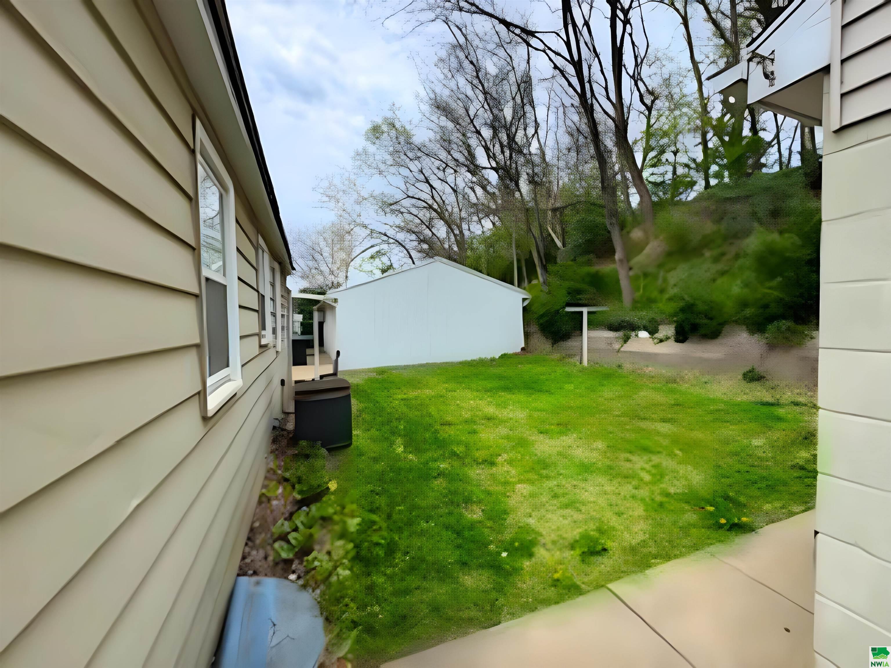 MLS #828536