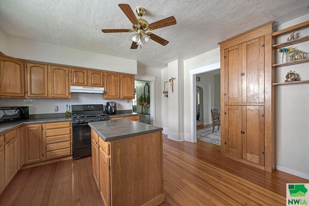 MLS #828541