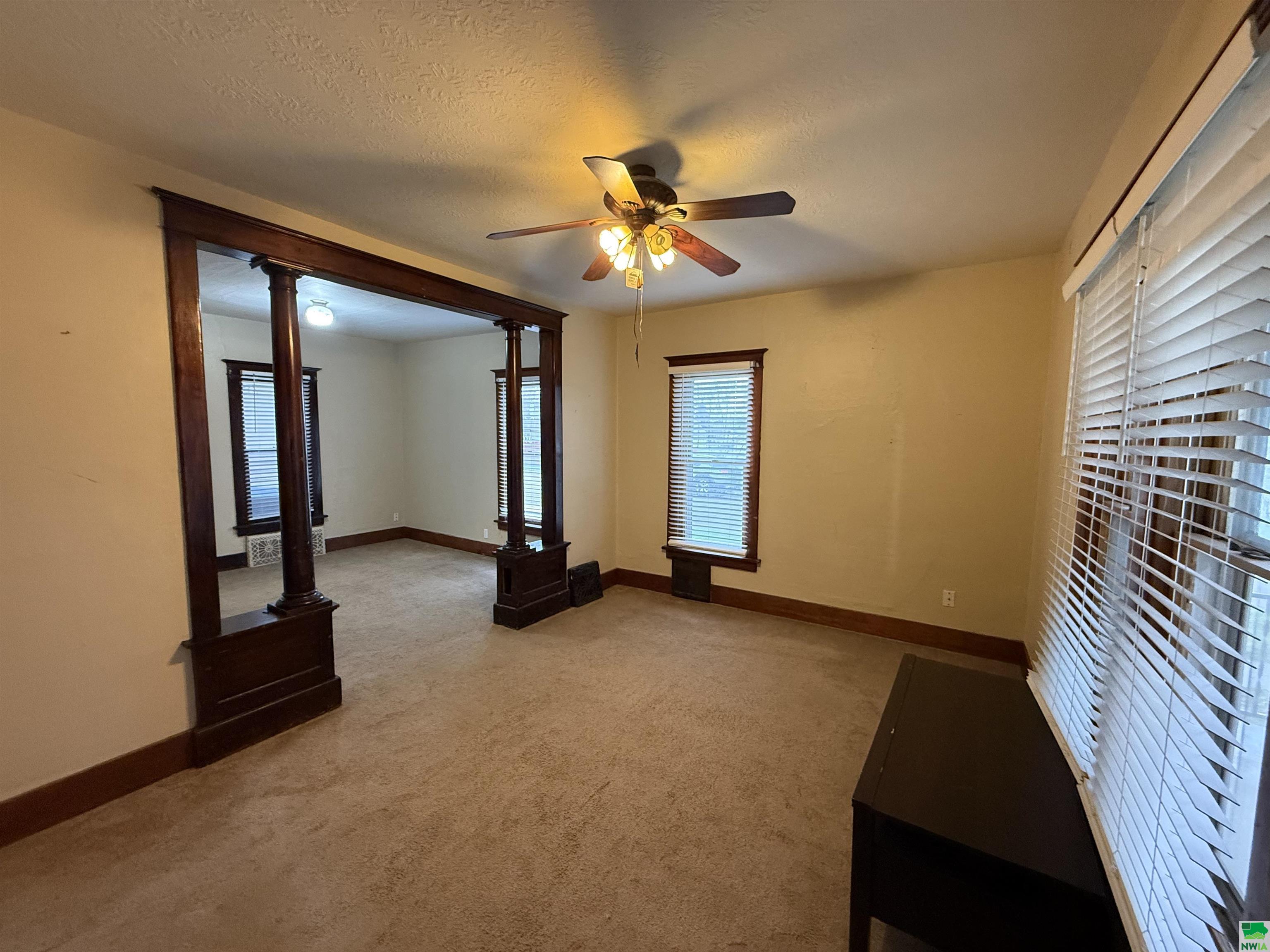 MLS #828542