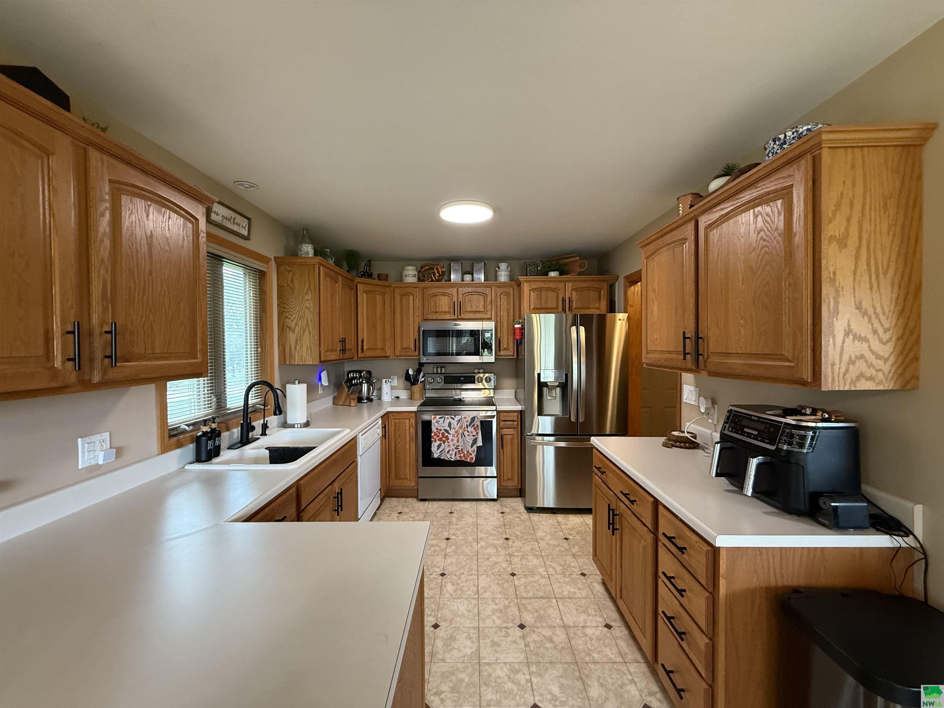 MLS #828546