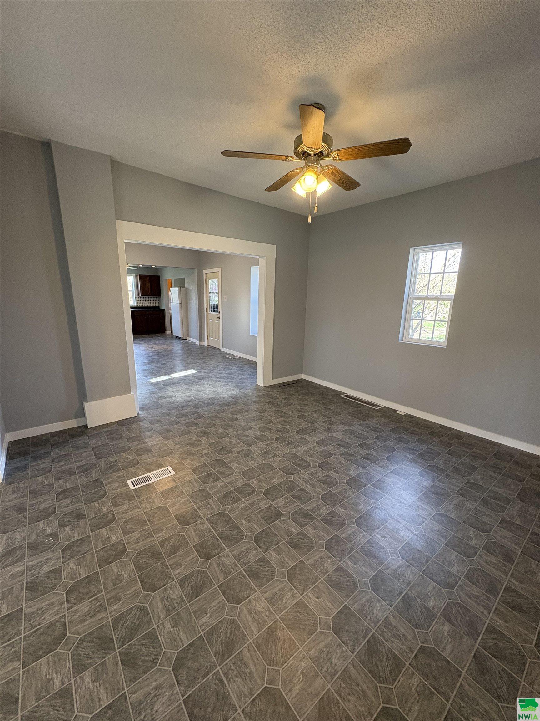 MLS #828548