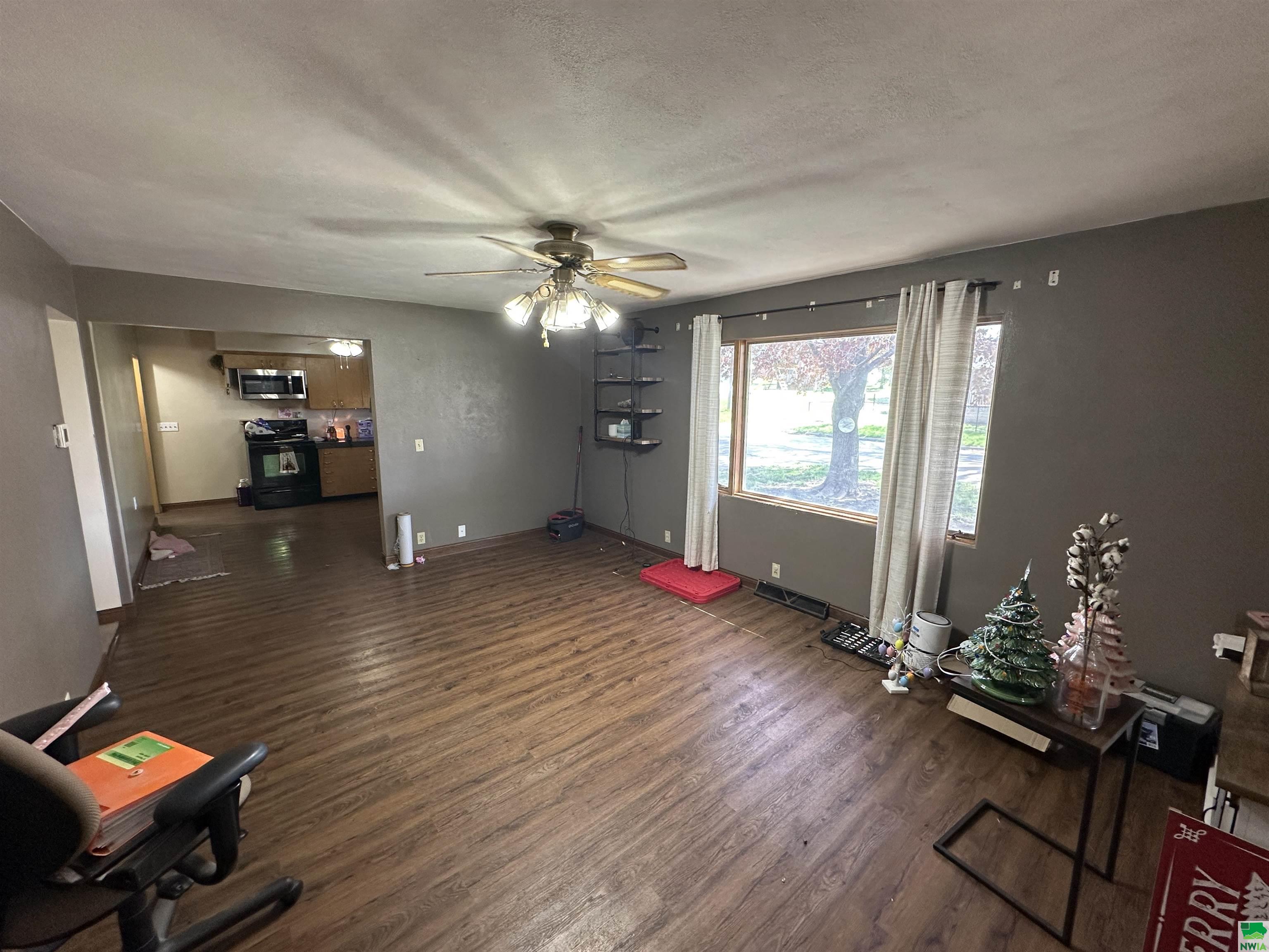 MLS #828552