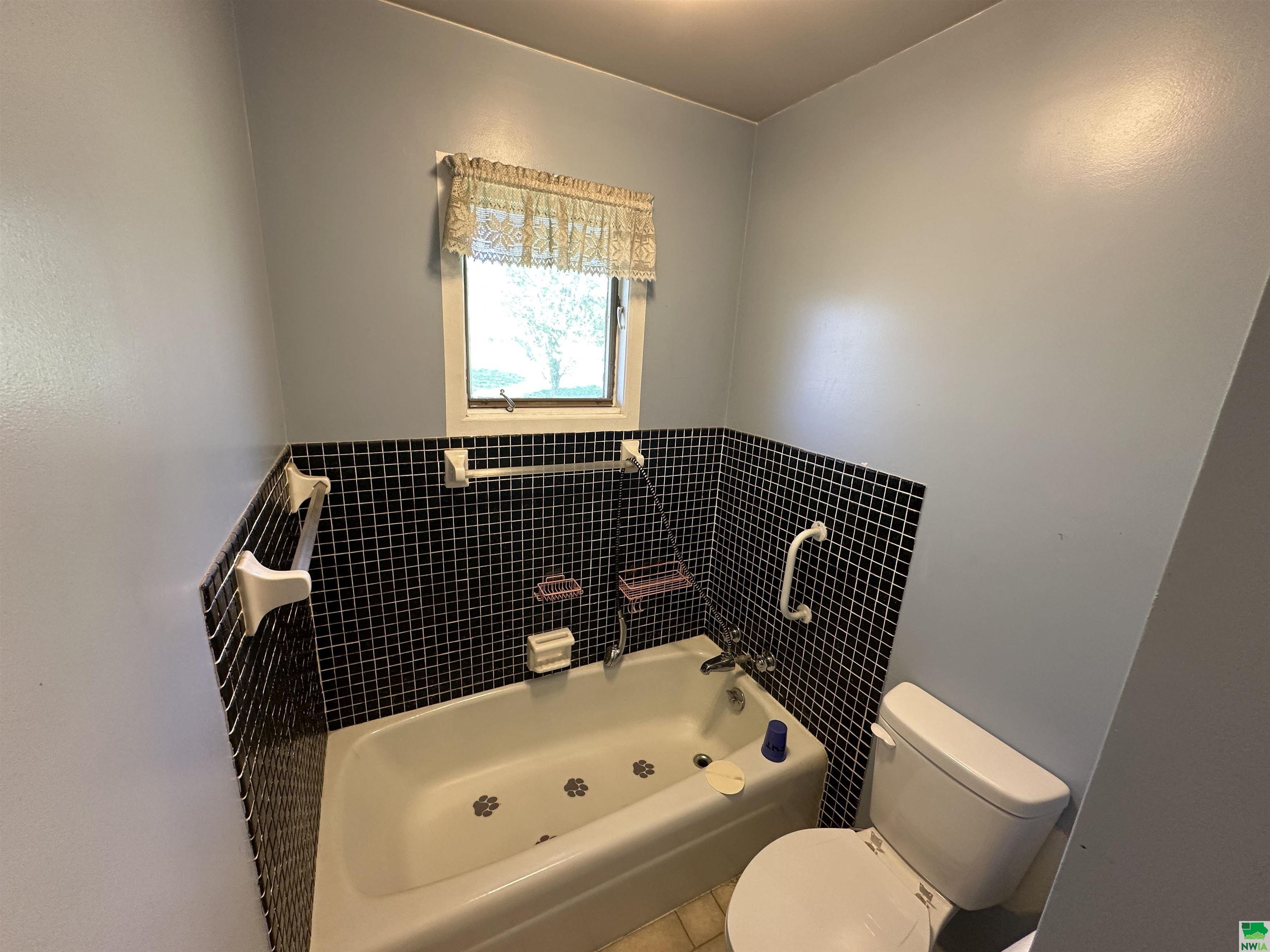 MLS #828552