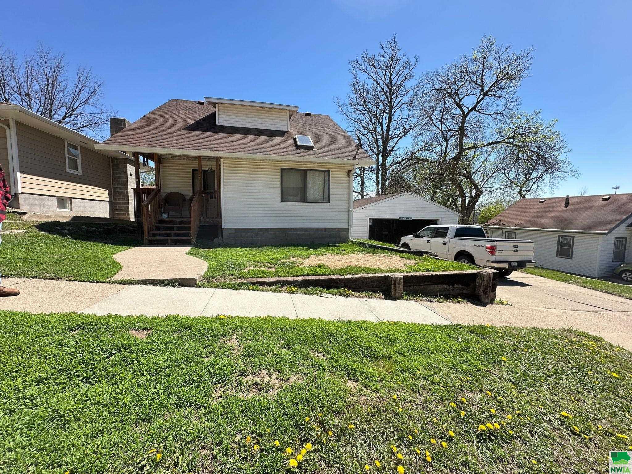 4530 GRANT ST, Sioux City, IA 51108 