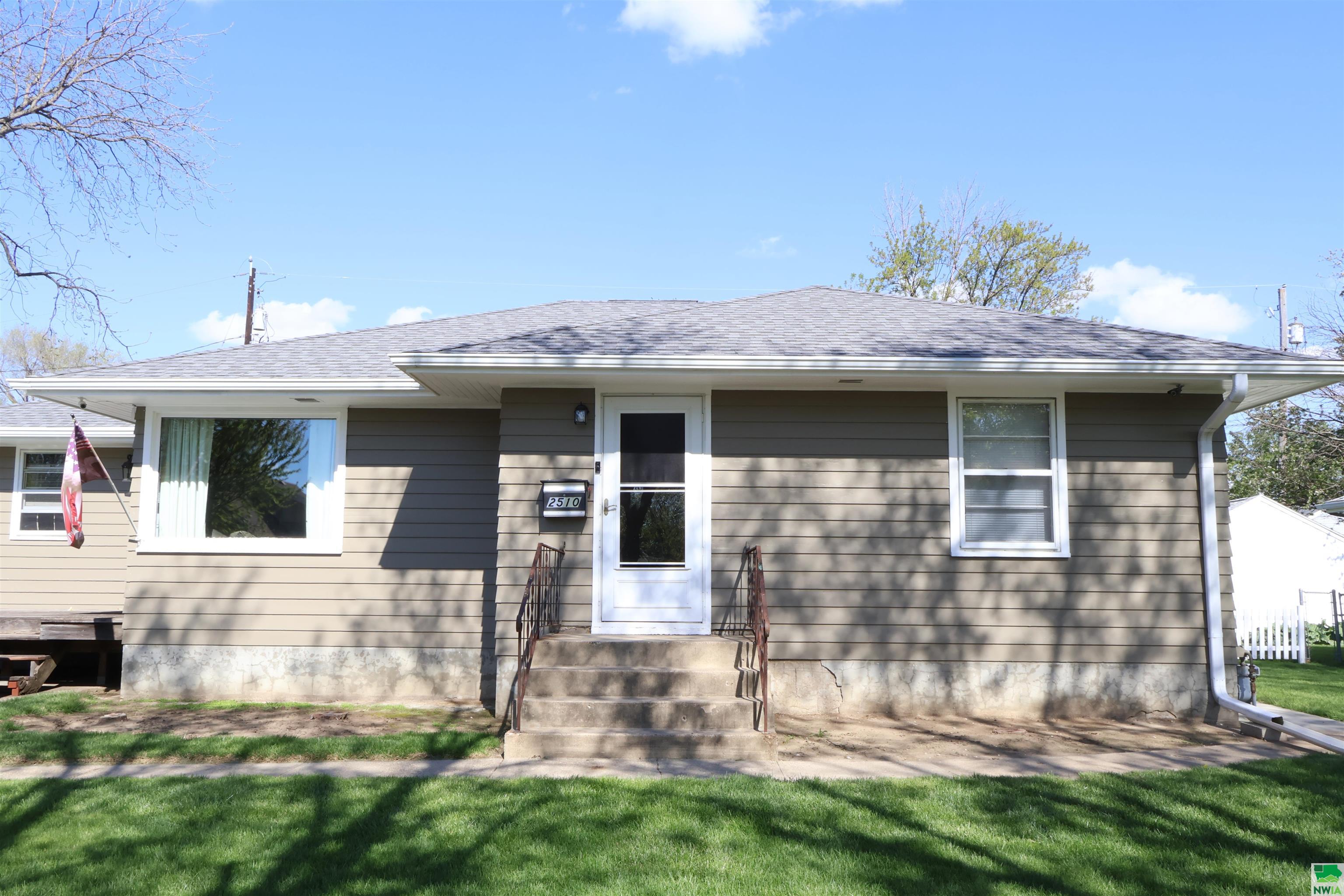 2510 & 2514 Lemon St S, Sioux City, IA 51106 