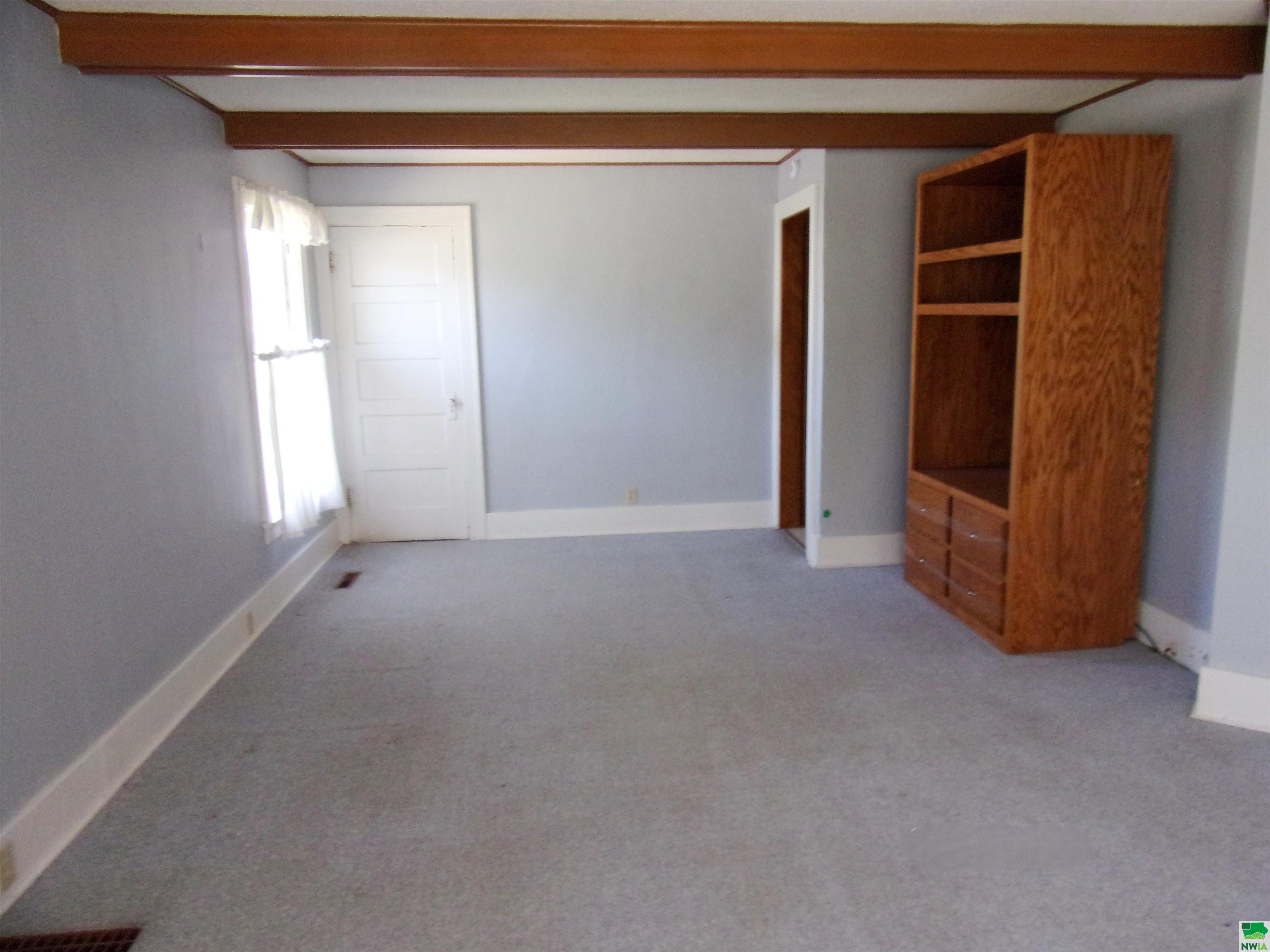 MLS #828562